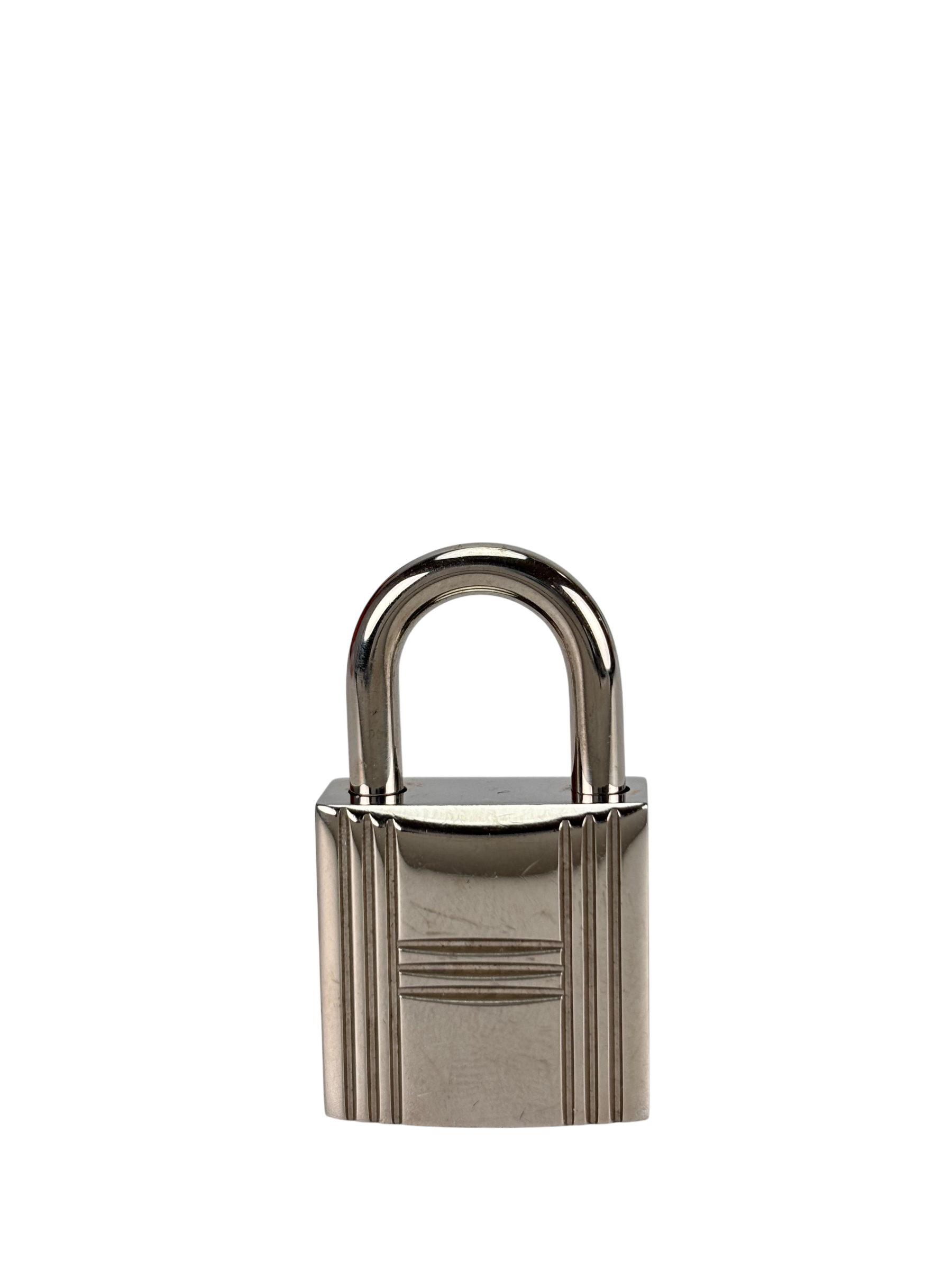 HERMES - Kelly 28 Orange Togo Palladium Hardware