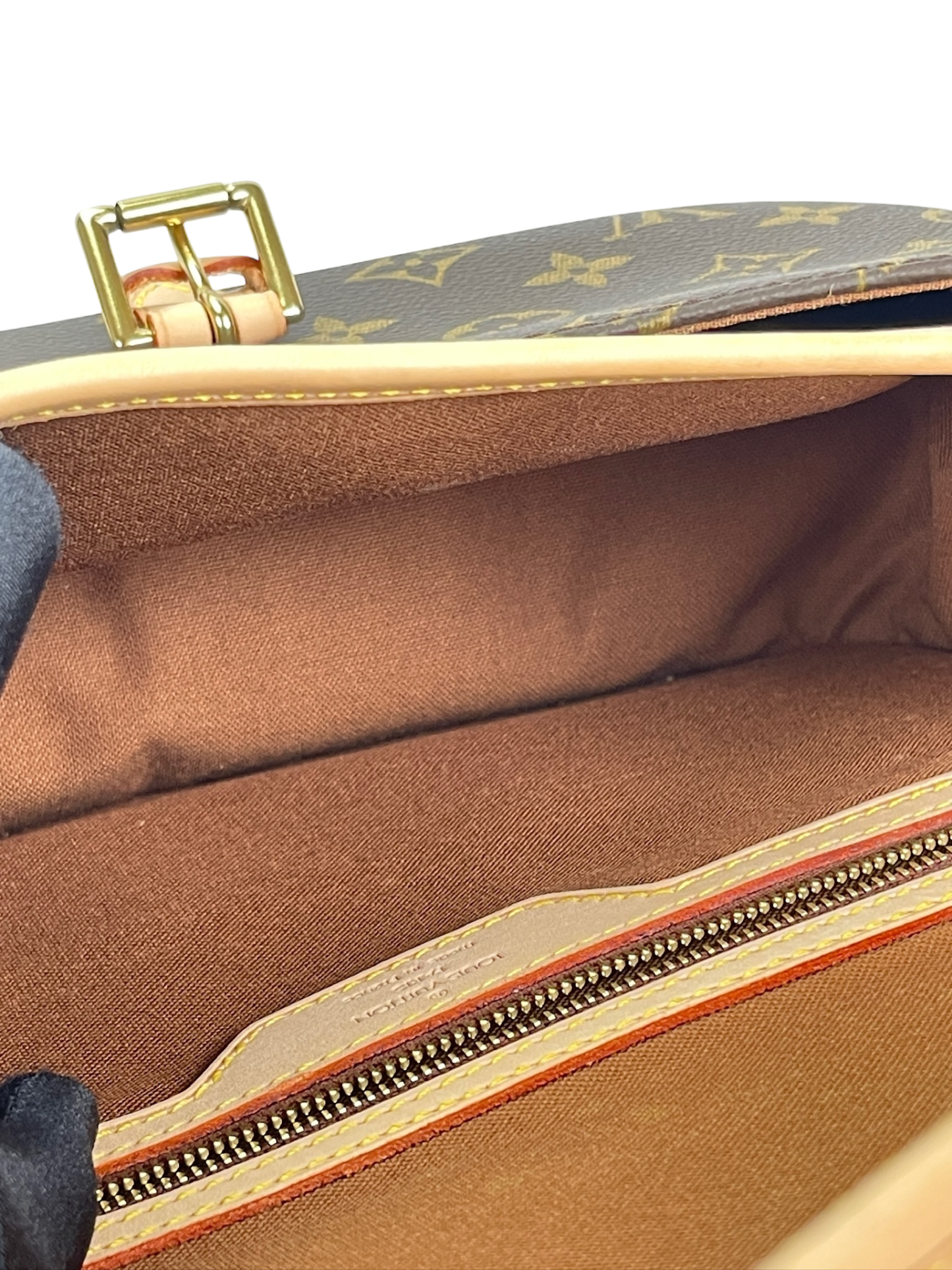 LOUIS VUITTON - Sologne Crossbody Shoulder Bag Monogram