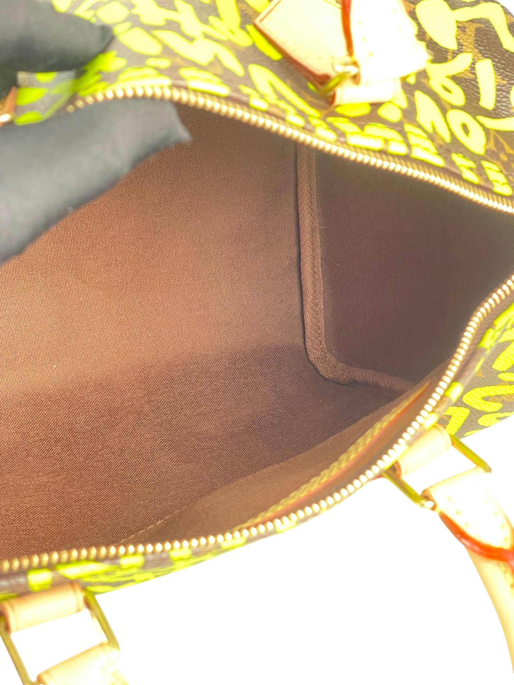 LOUIS VUITTON - Speedy 35  Graffiti Handbag Monogram Canvas