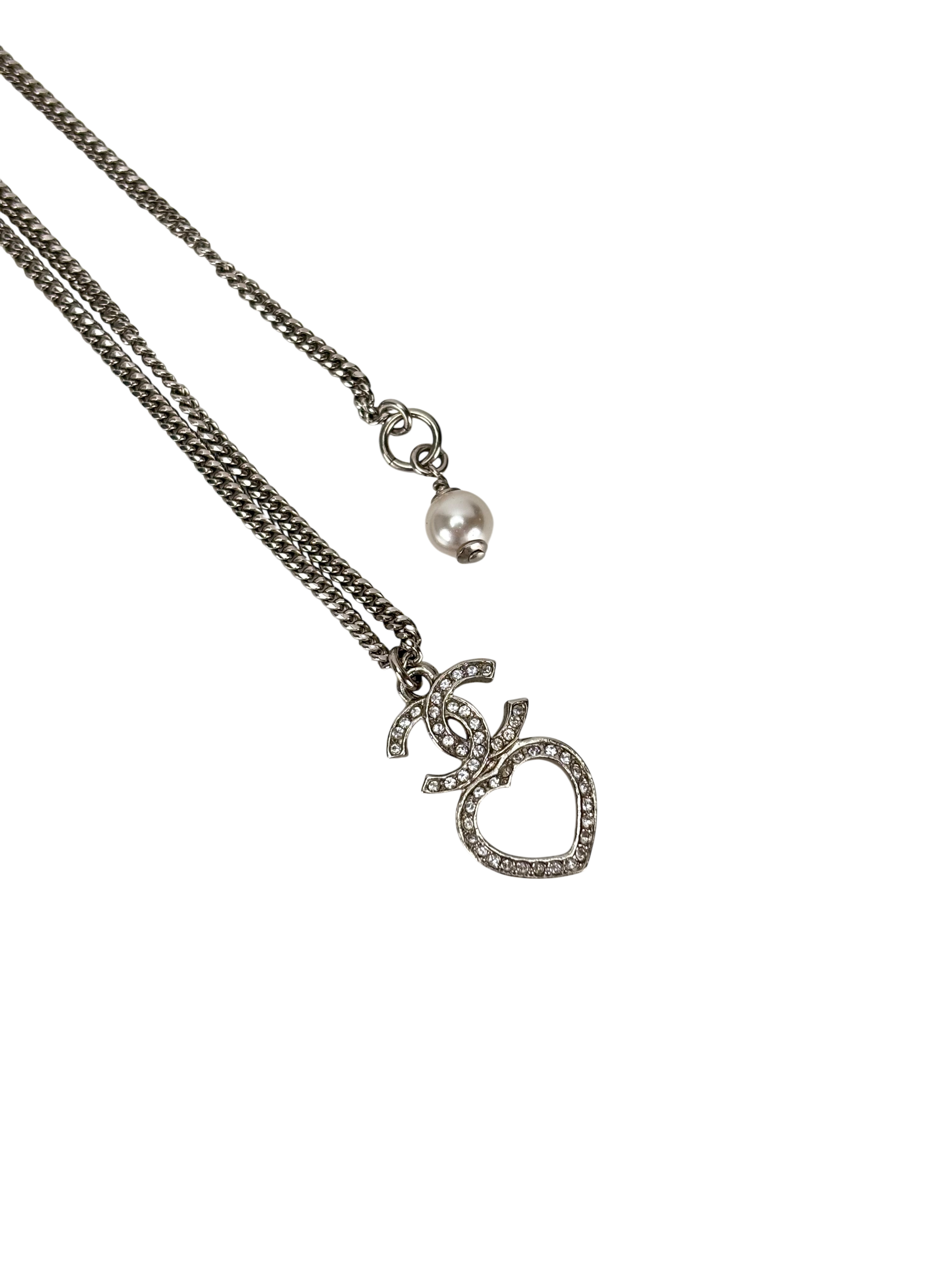 CHANEL - 23N Heart Metal & Strass Rhinestone Necklace