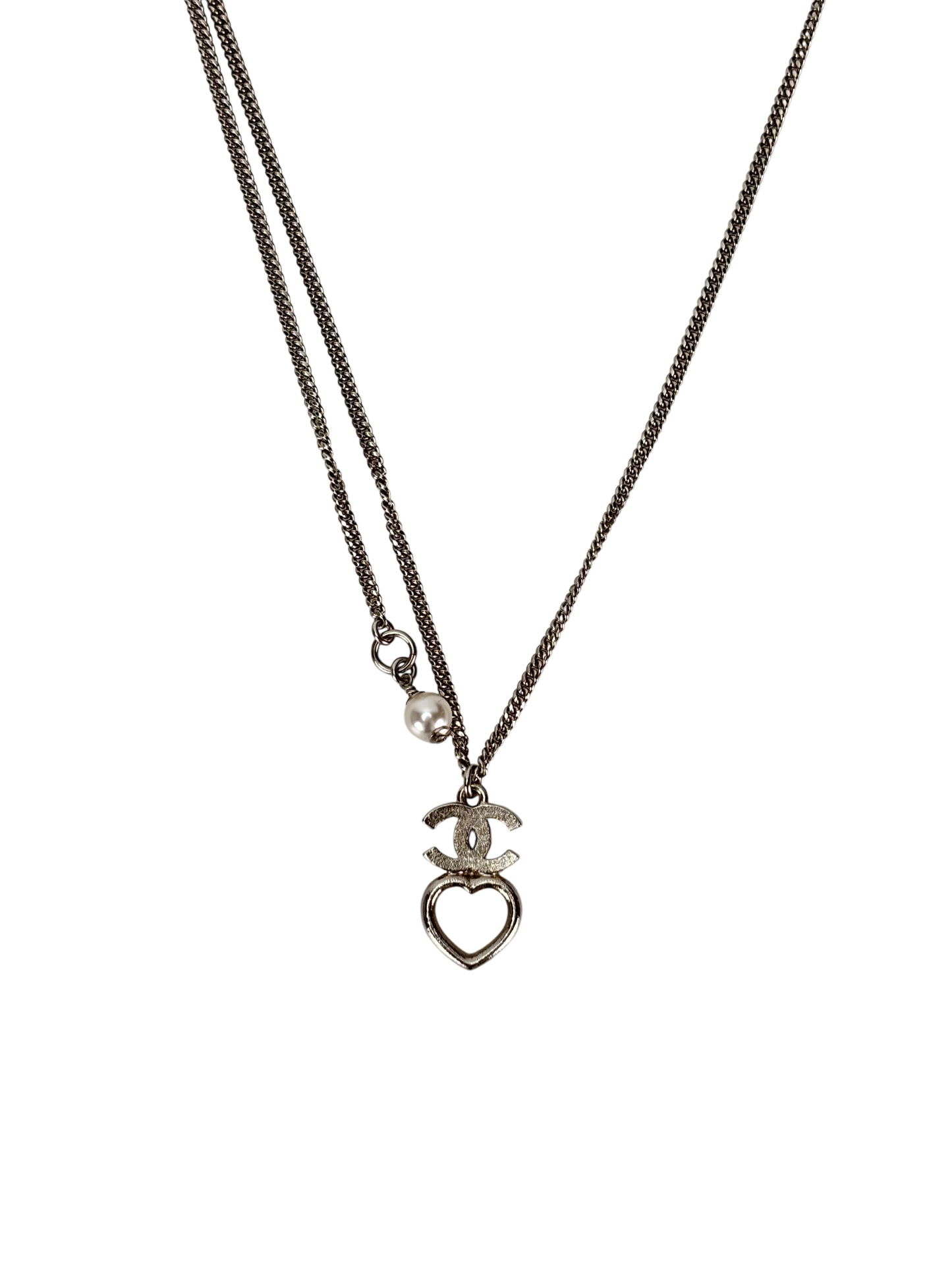 CHANEL - 23N Heart Metal & Strass Rhinestone Necklace