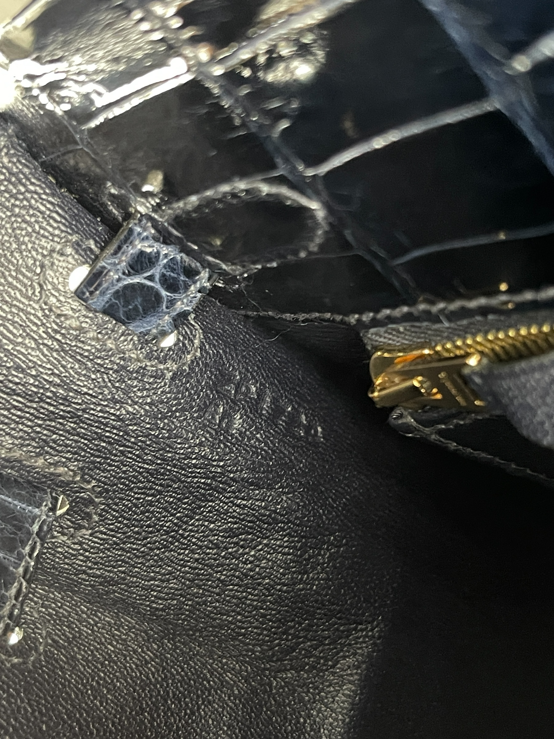 HERMES - Kelly 25 Niloticus Navy Gold Hardware 