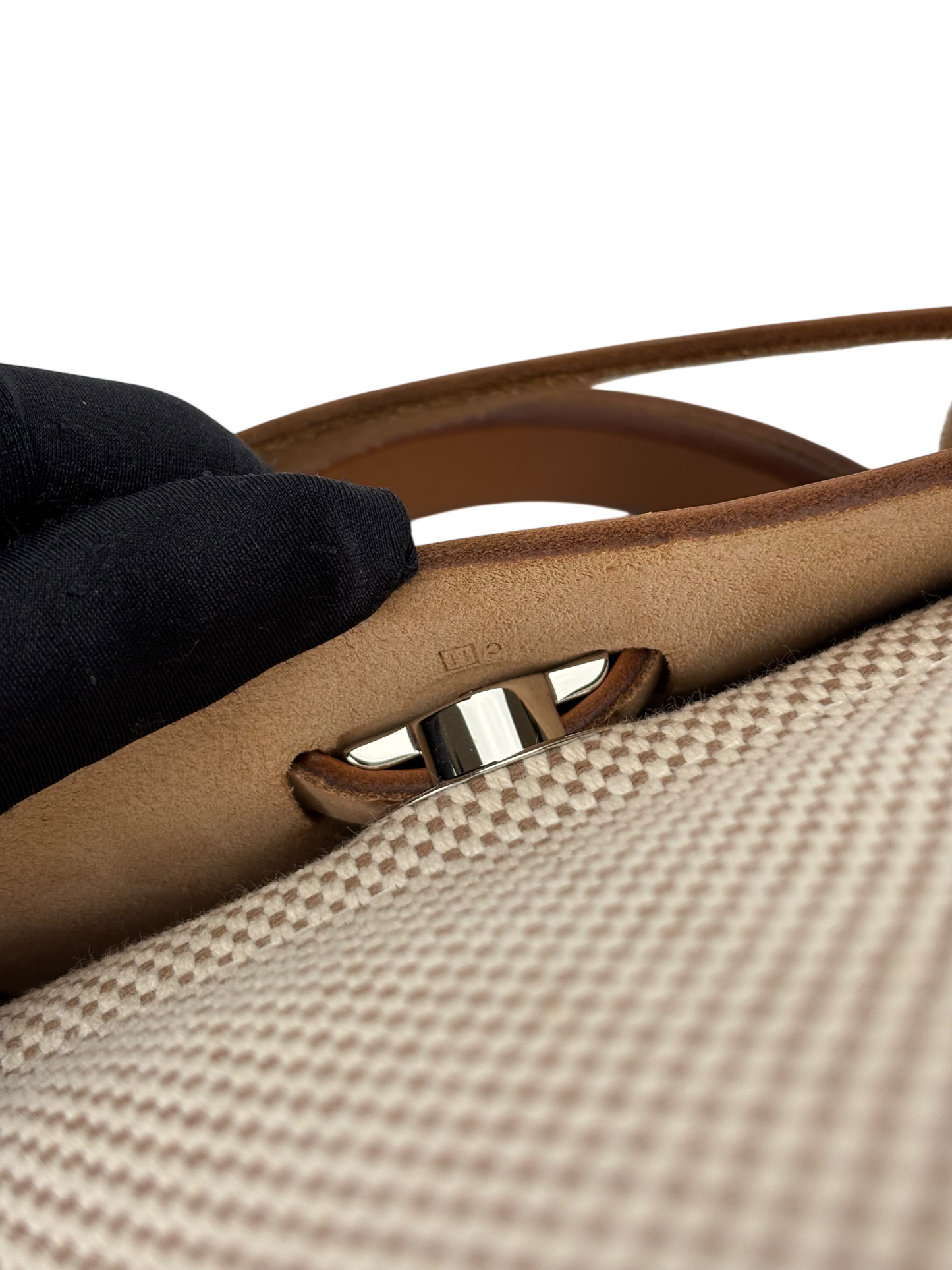 HERMES - Herbag Zip 31 (PM) Beige Toile Vache Palladium Hardware