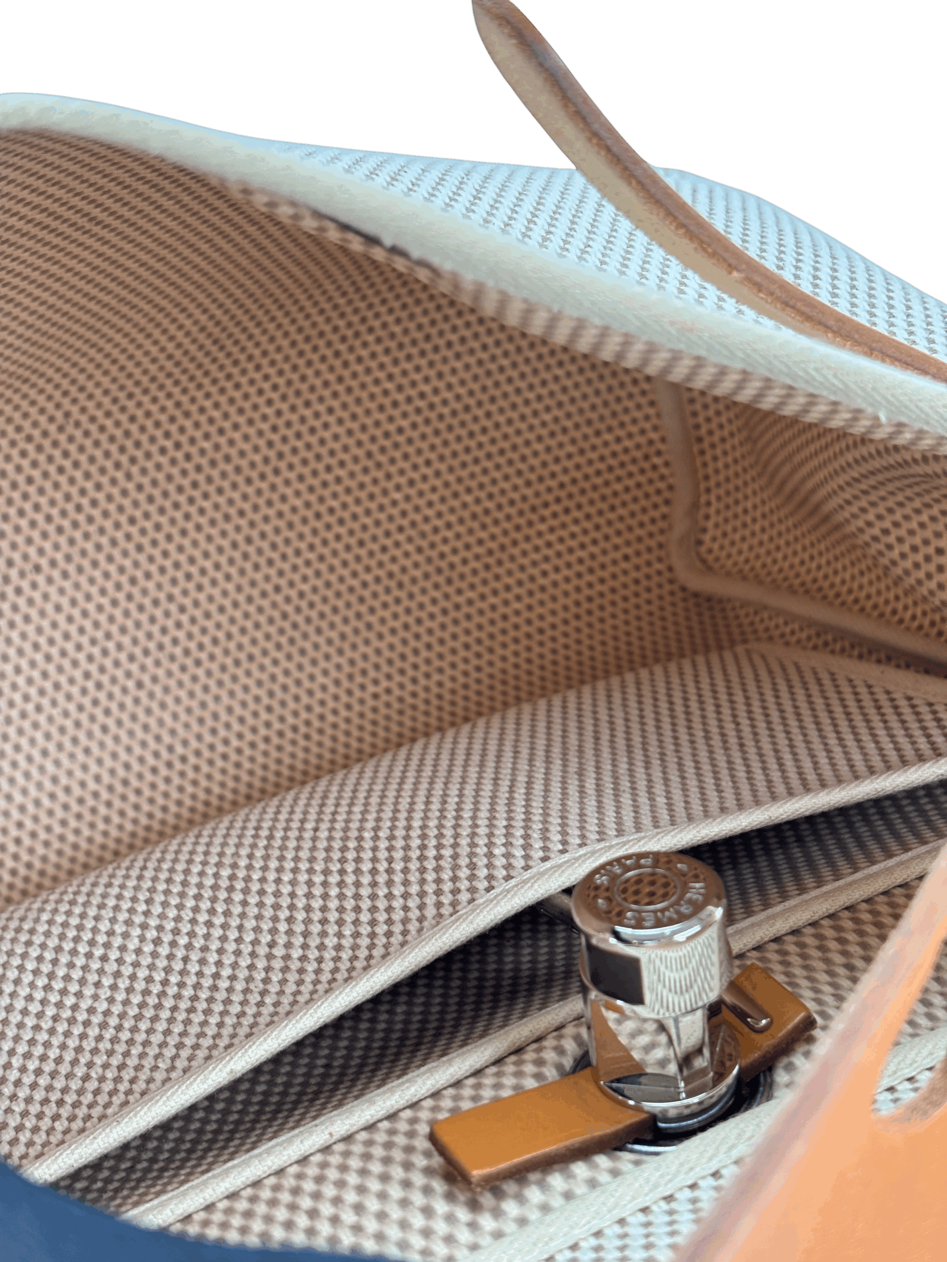 HERMES - Herbag Zip 31 (PM) Beige Toile Vache Palladium Hardware