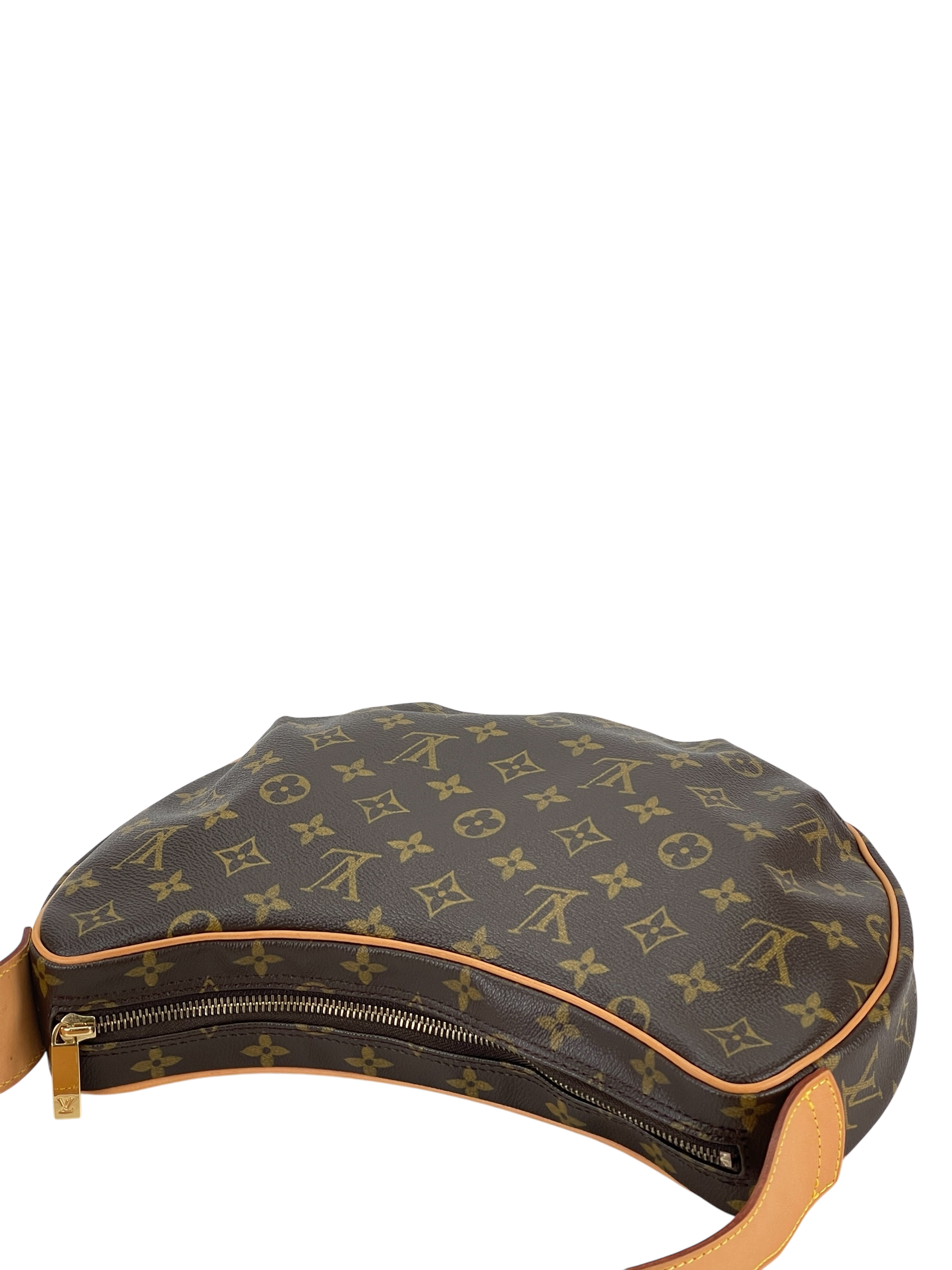 LOUIS VUITTON - Pochette Croissant PM Monogram Canvas