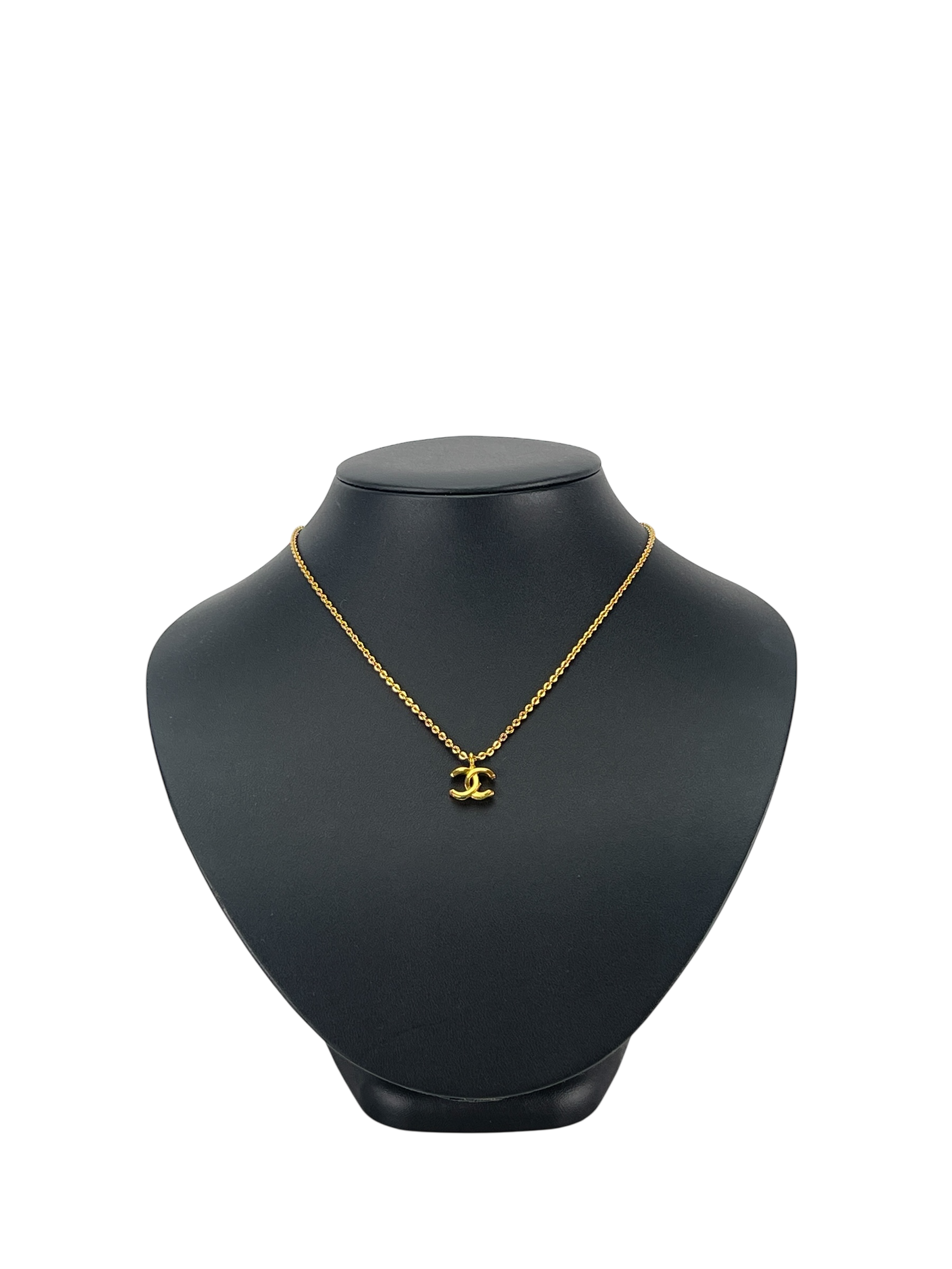 CHANEL - Gold CC logo Metal Necklace 