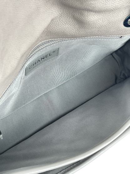 CHANEL - Grey Aged Caviar Medium French Riviera Flap Bag