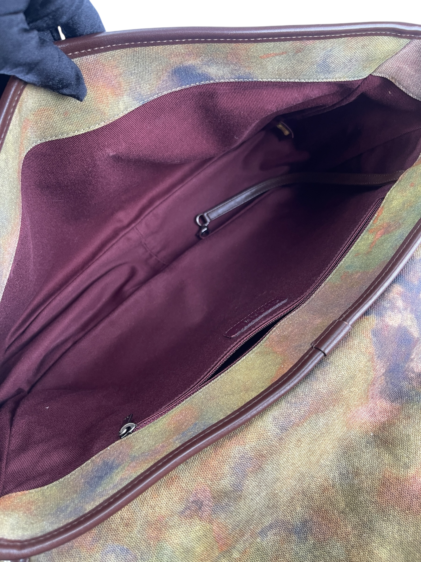 CHANEL - Khaki Green Canvas Graffiti On Messenger Bag