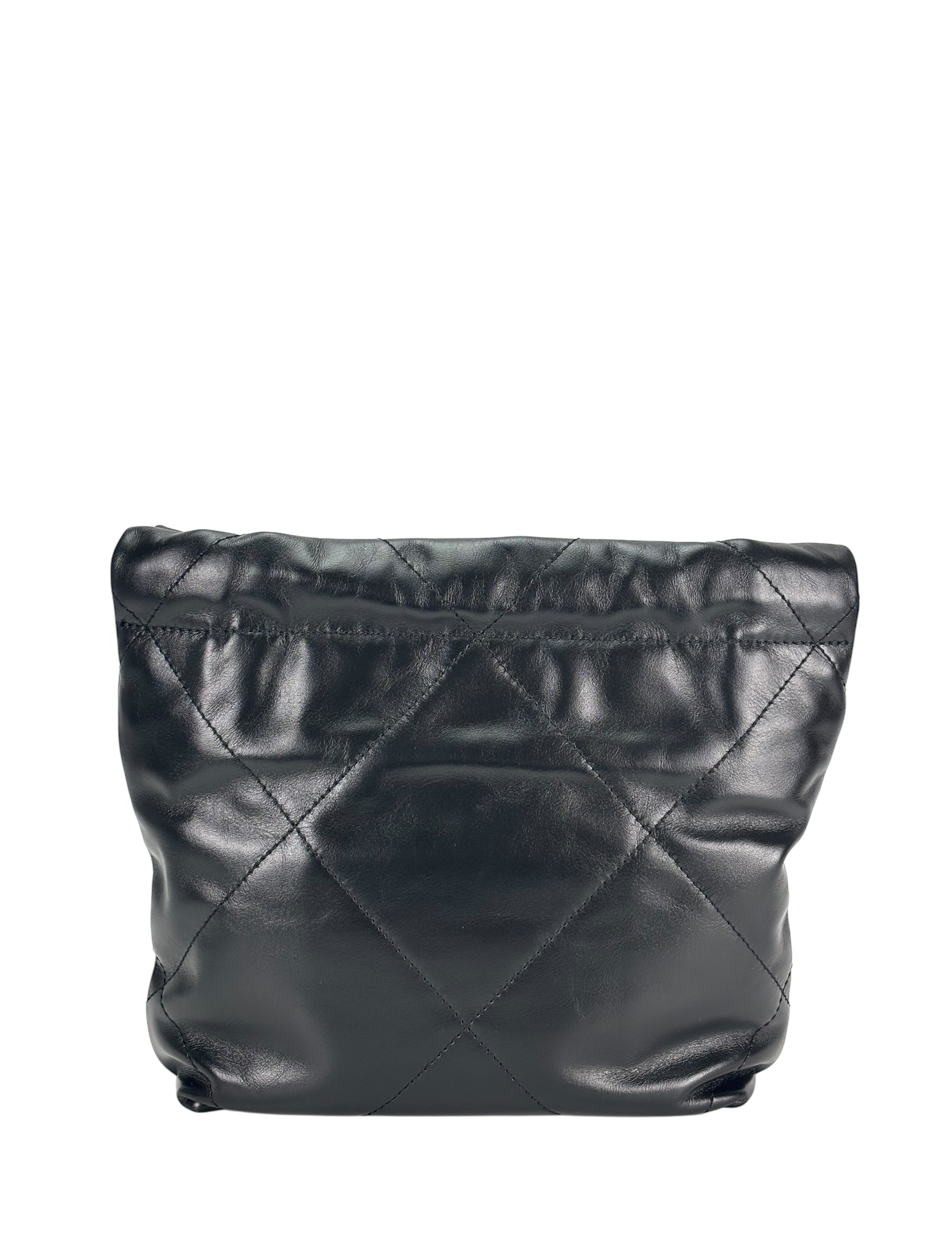 CHANEL - 22 Mini Bag Black Calfskin Gold Hardware