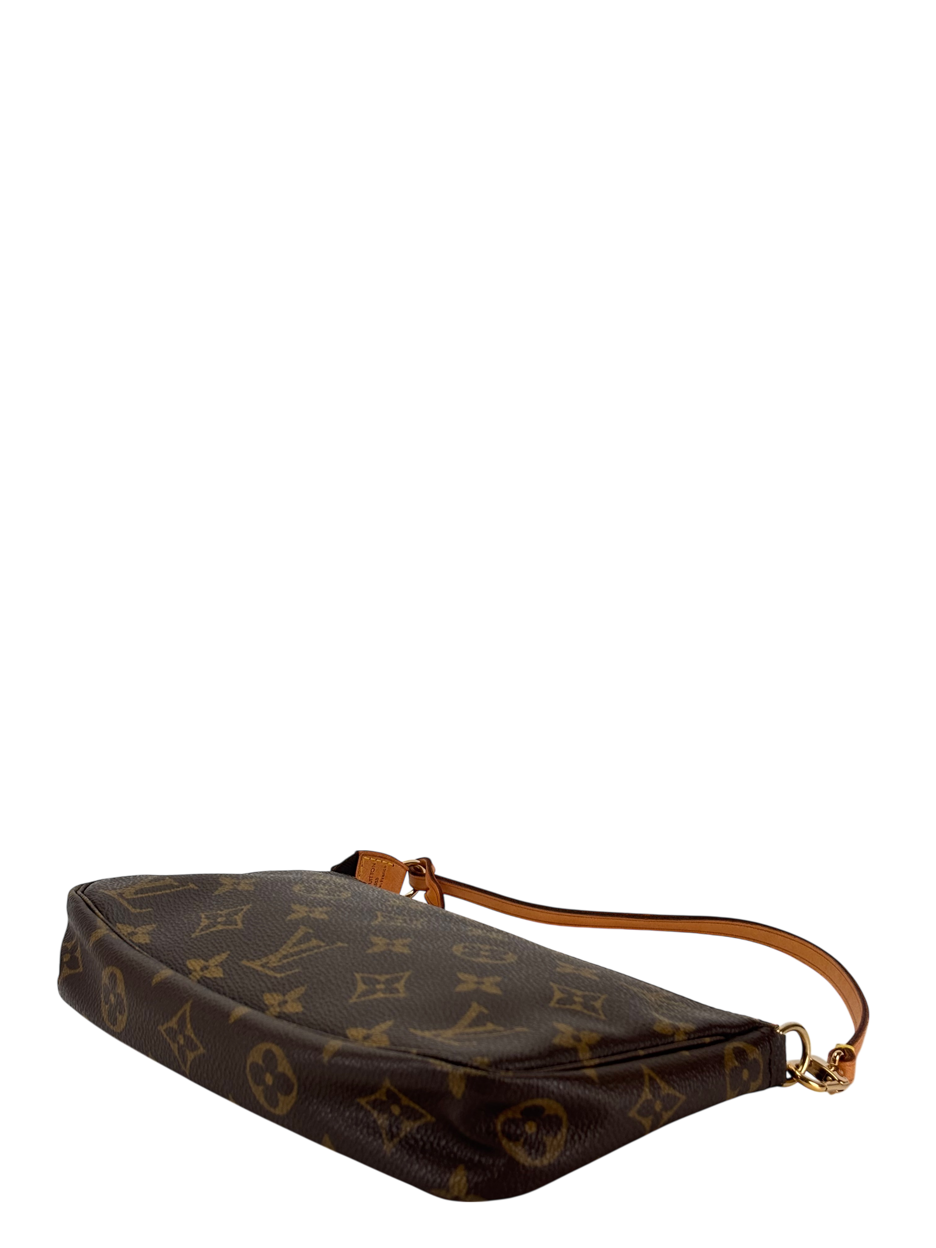 LOUIS VUITTON - Monogram Pochette Accessoires Bag