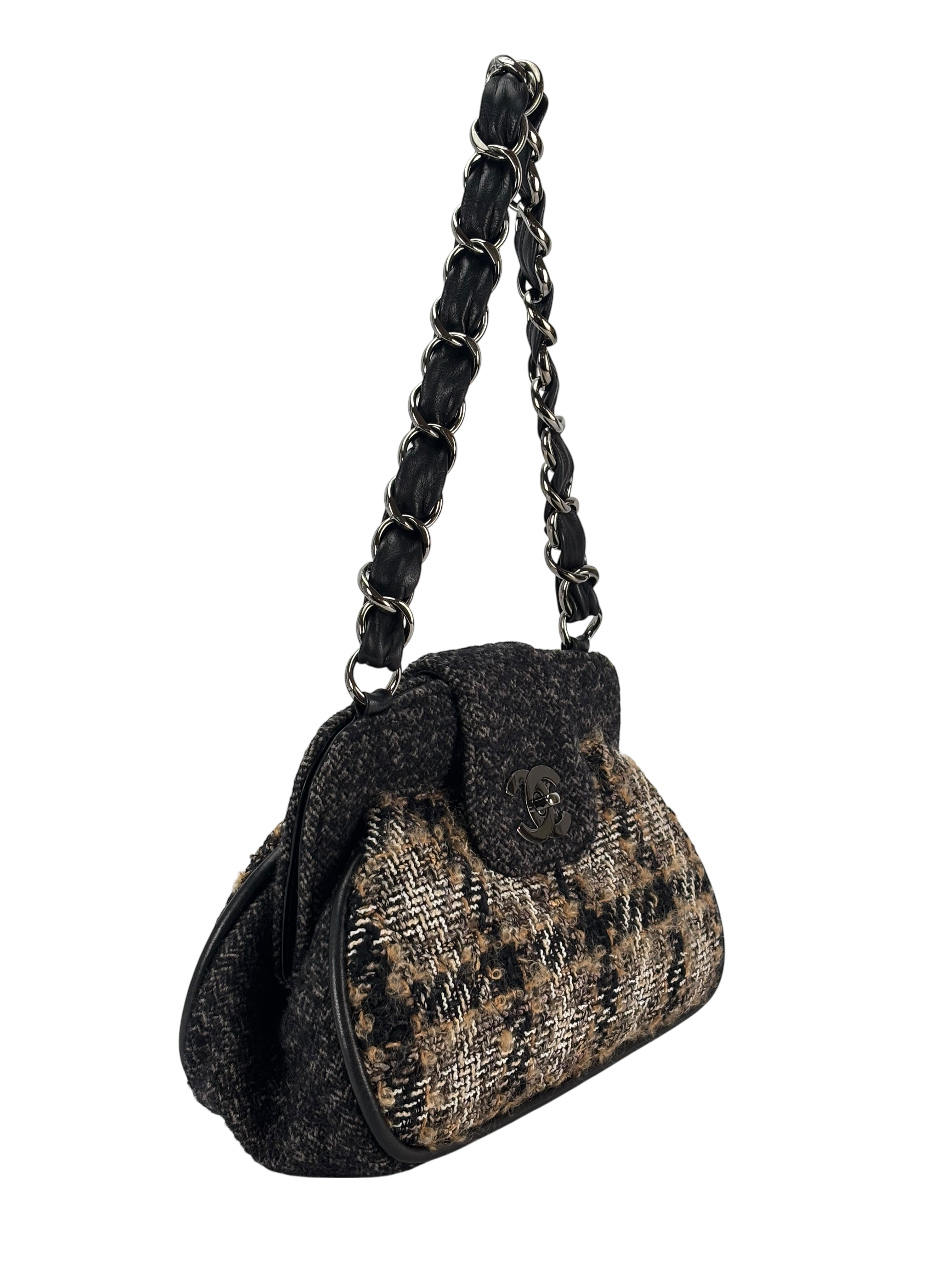 CHANEL - Brown Tweed 6th Chain Shoulder Bag