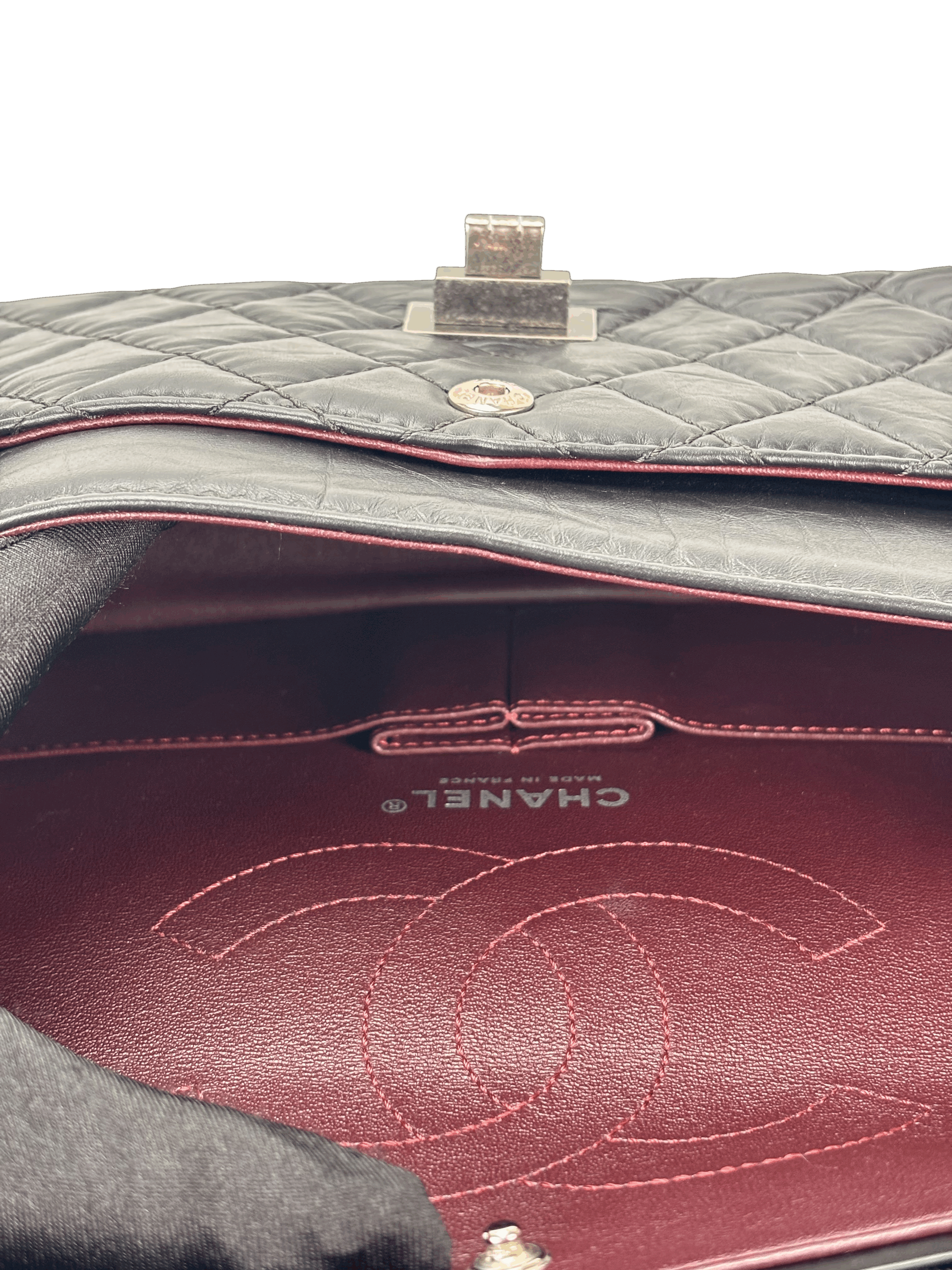 CHANEL - 2.55 Reissue 225 Flap Black Calfskin Quilted Ruthenium Hardware