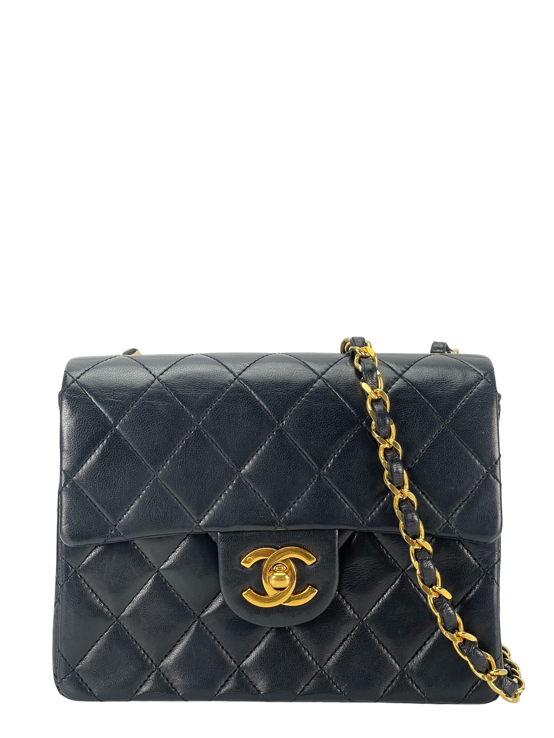 CHANEL ヴィンテージ　カメリア CHANELヴィンテージ ピンクカメリア＆ココマークピアス 2004年製