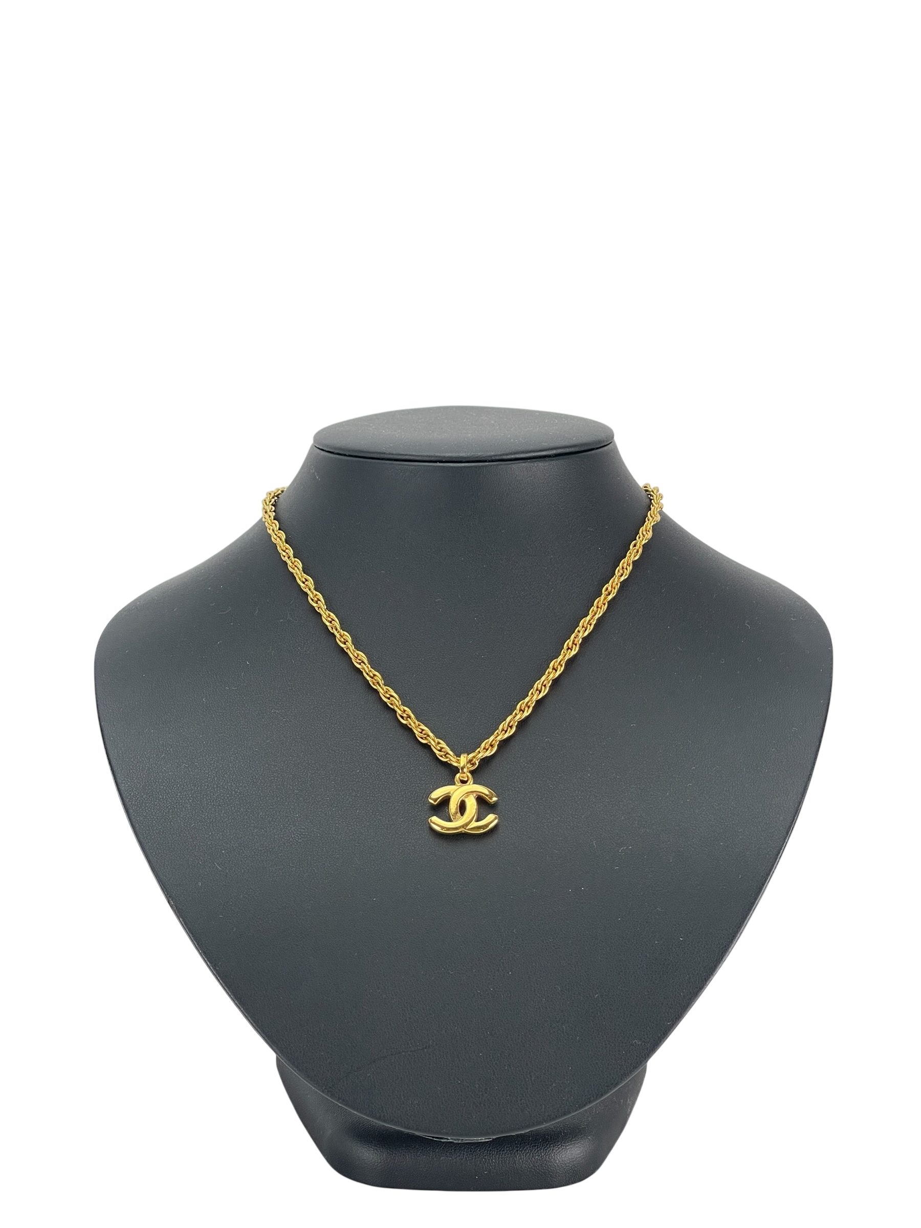 CHANEL - Gold CC logo Metal Necklace 