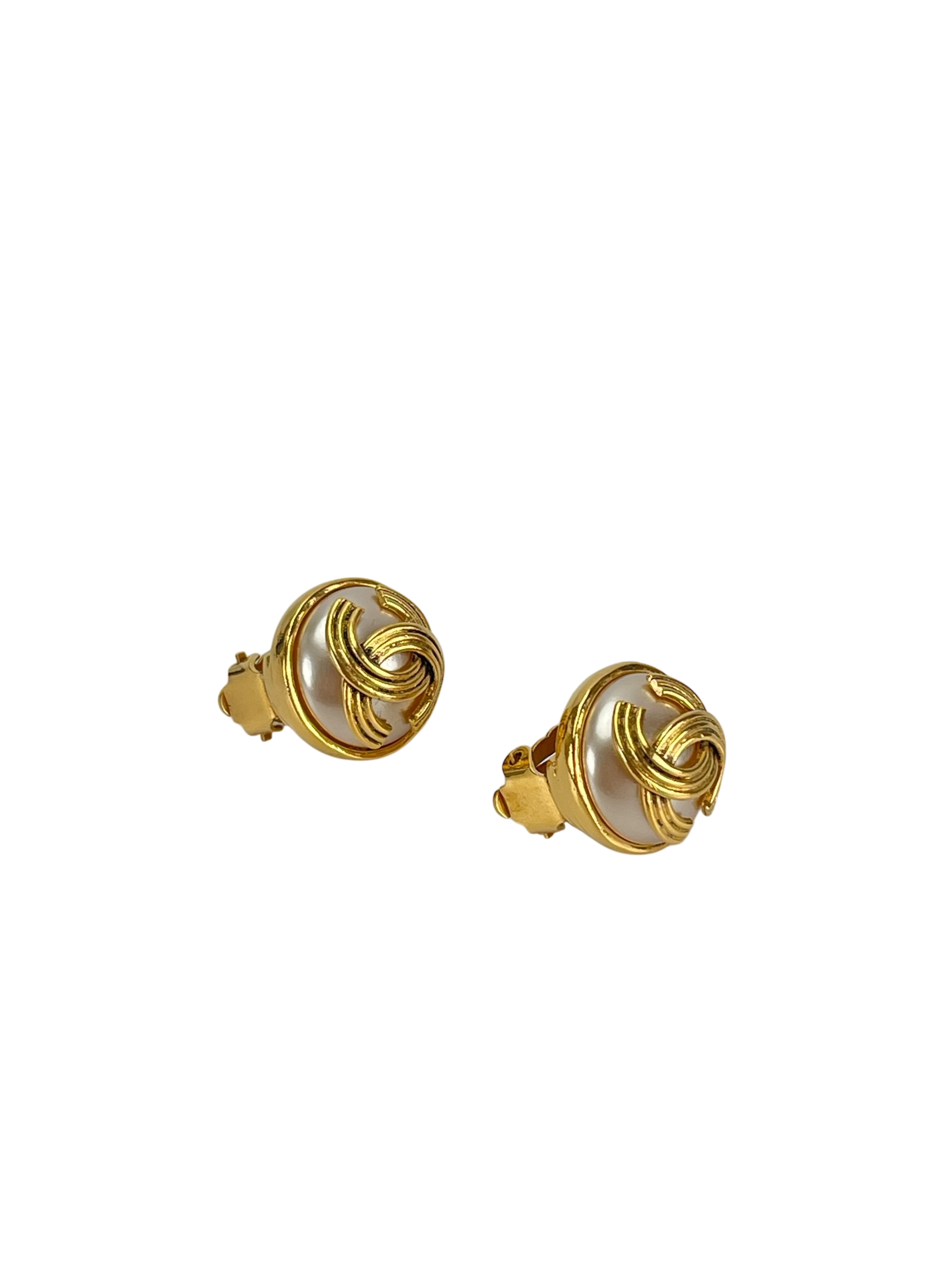 CHANEL - 94A Gold Tone Glass Pearl CC Earrings