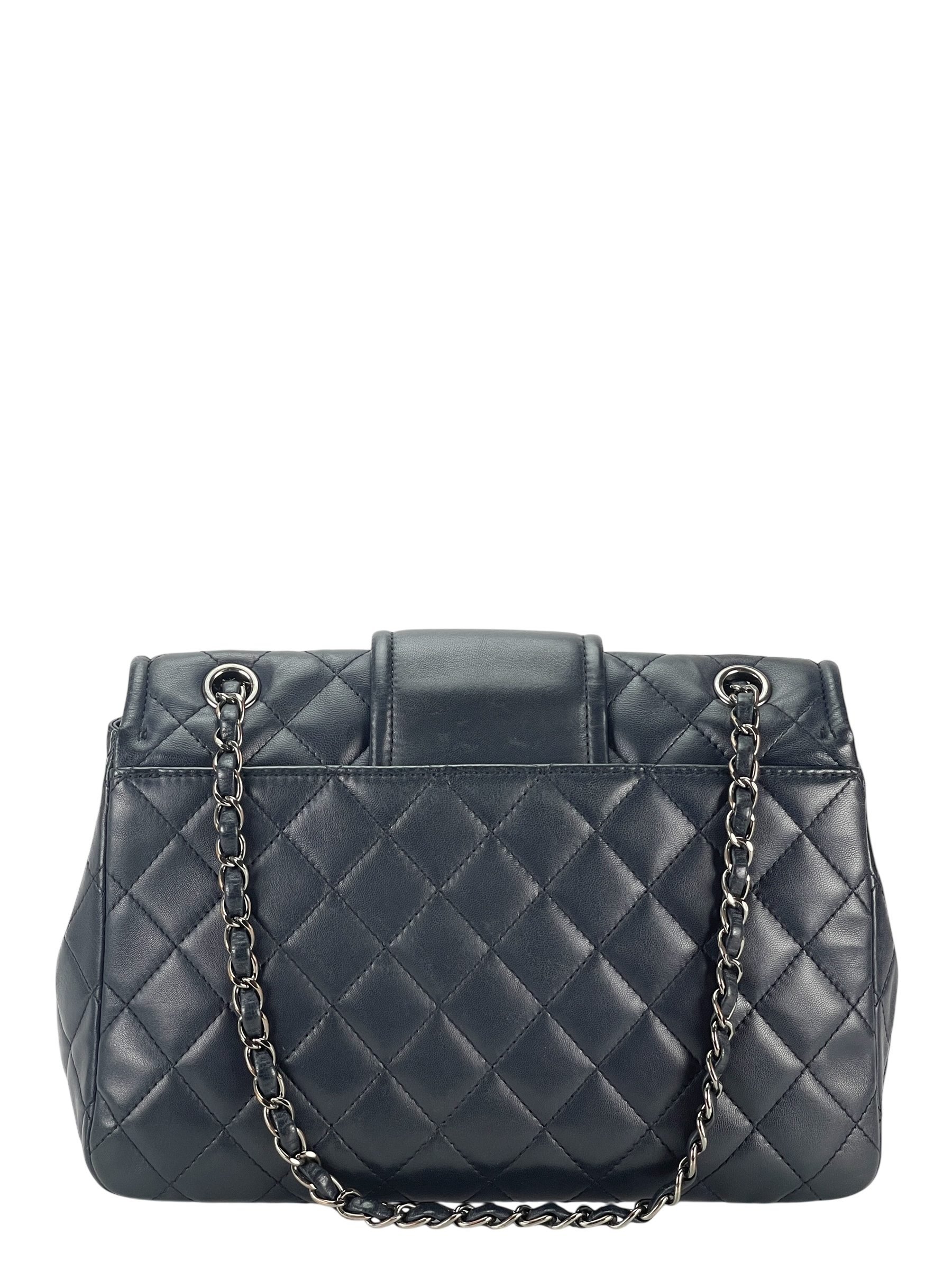 CHANEL - Lambskin Quilted Elementary Chic Flap Navy