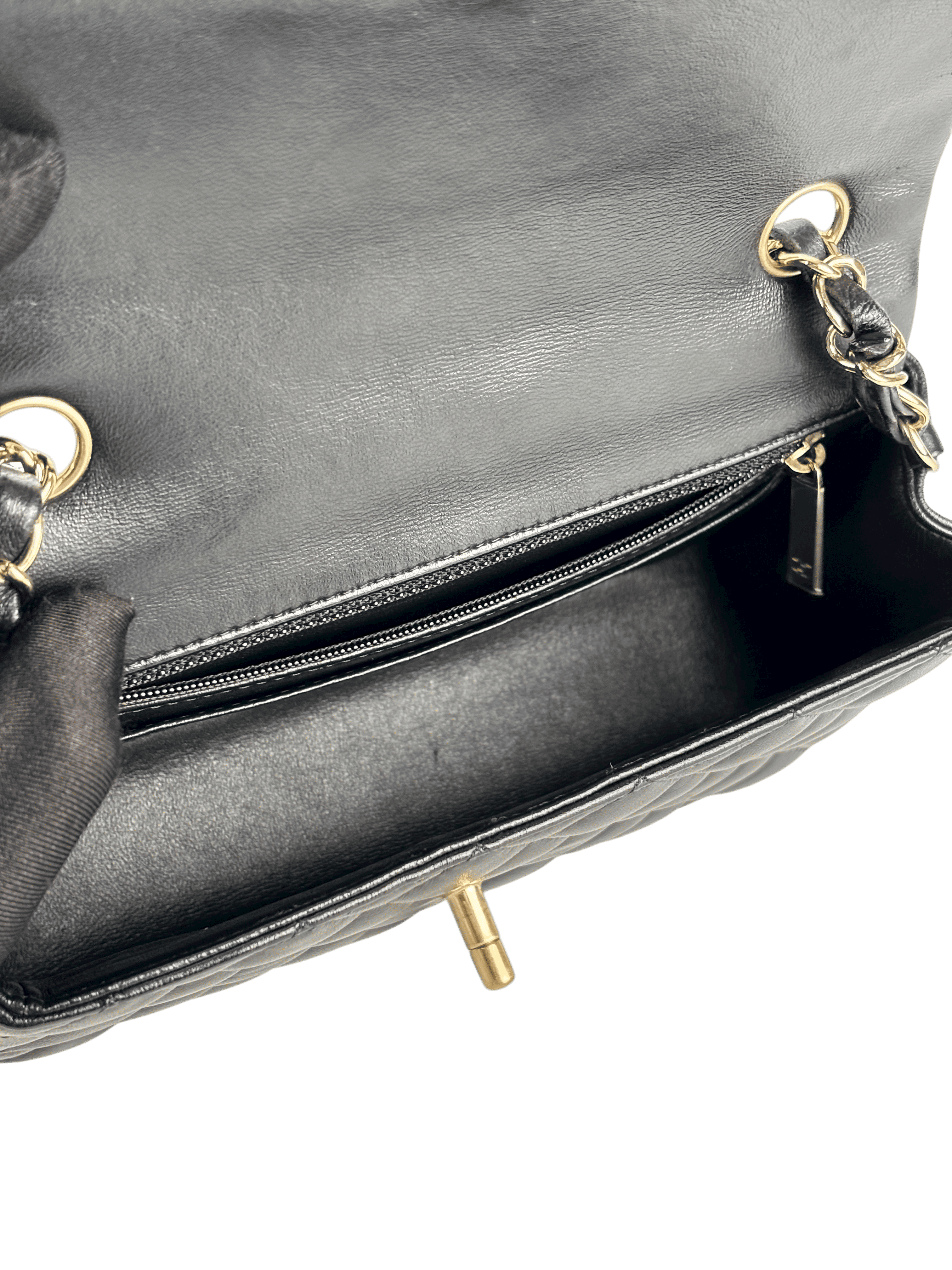 CHANEL - Classic Flap Bag Black Lambskin Gold Hardware（CF20）