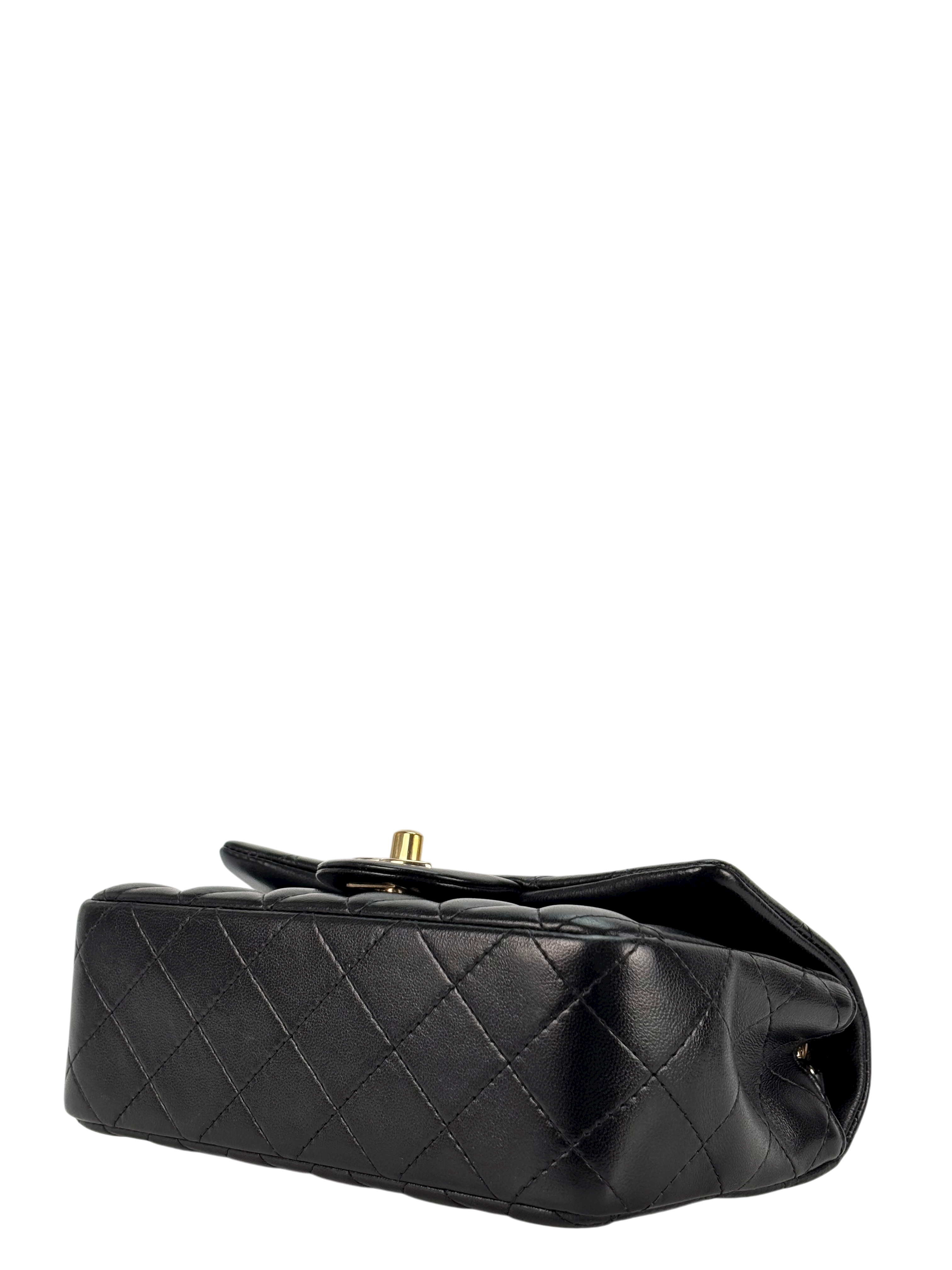 CHANEL - Classic Flap Bag Black Lambskin Gold Hardware（CF20）