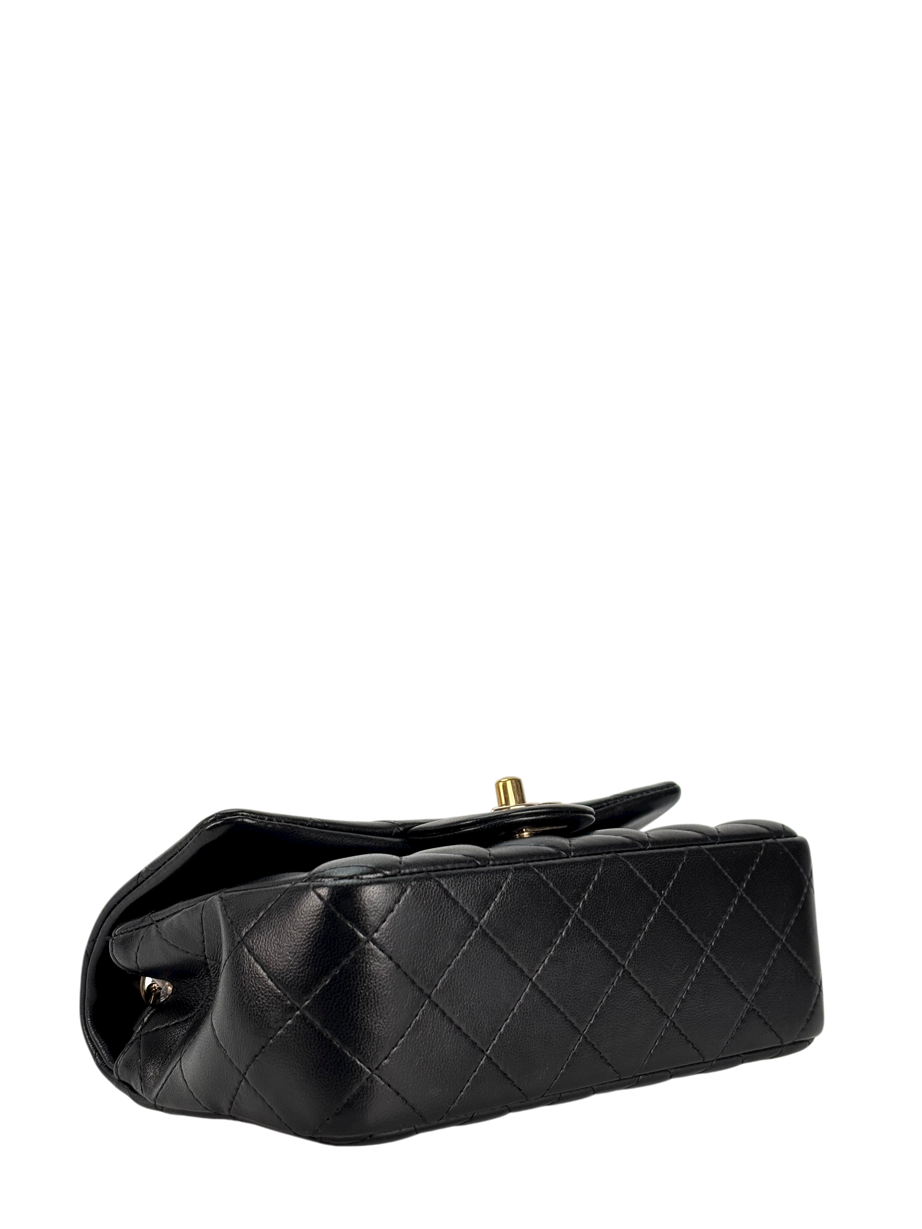 CHANEL - Classic Flap Bag Black Lambskin Gold Hardware（CF20）