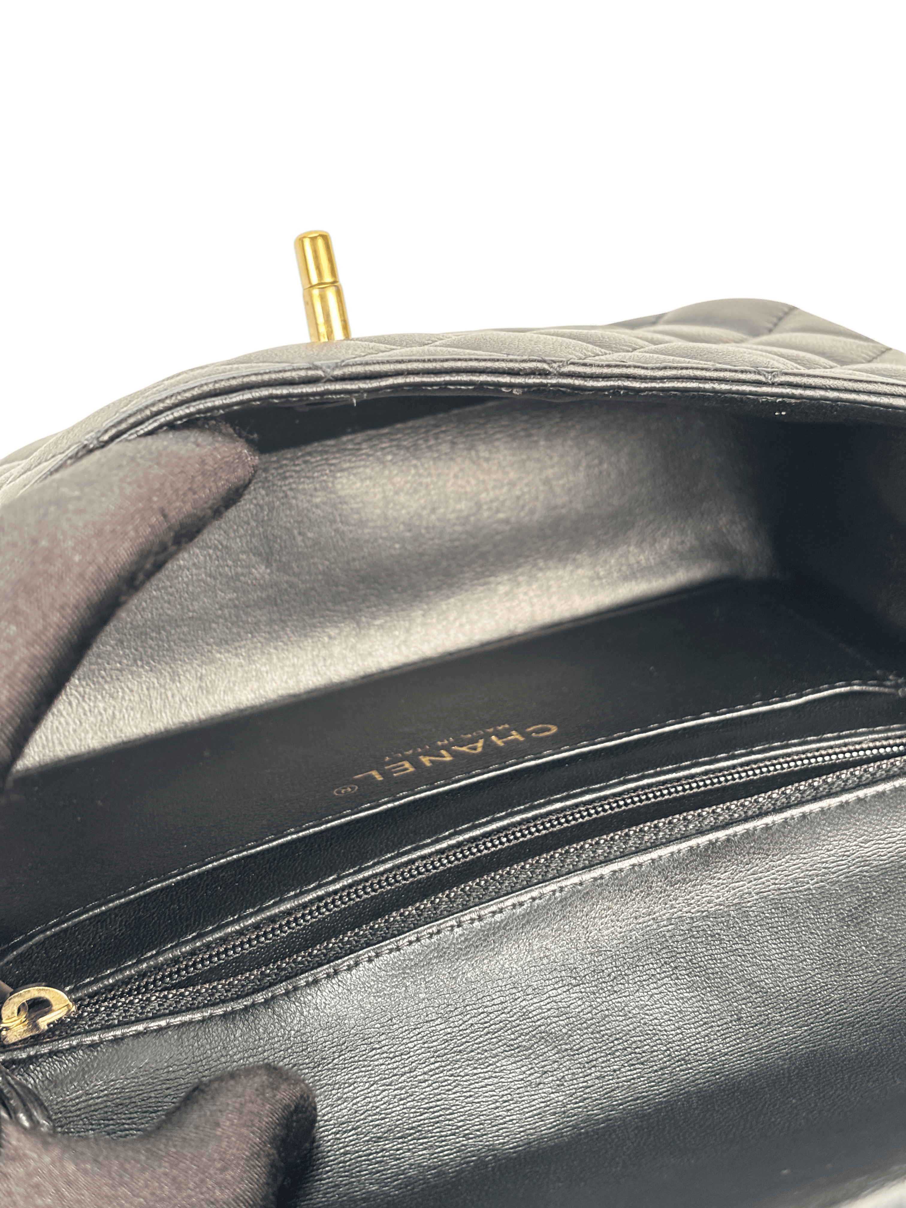 CHANEL - Classic Flap Bag Black Lambskin Gold Hardware（CF20）