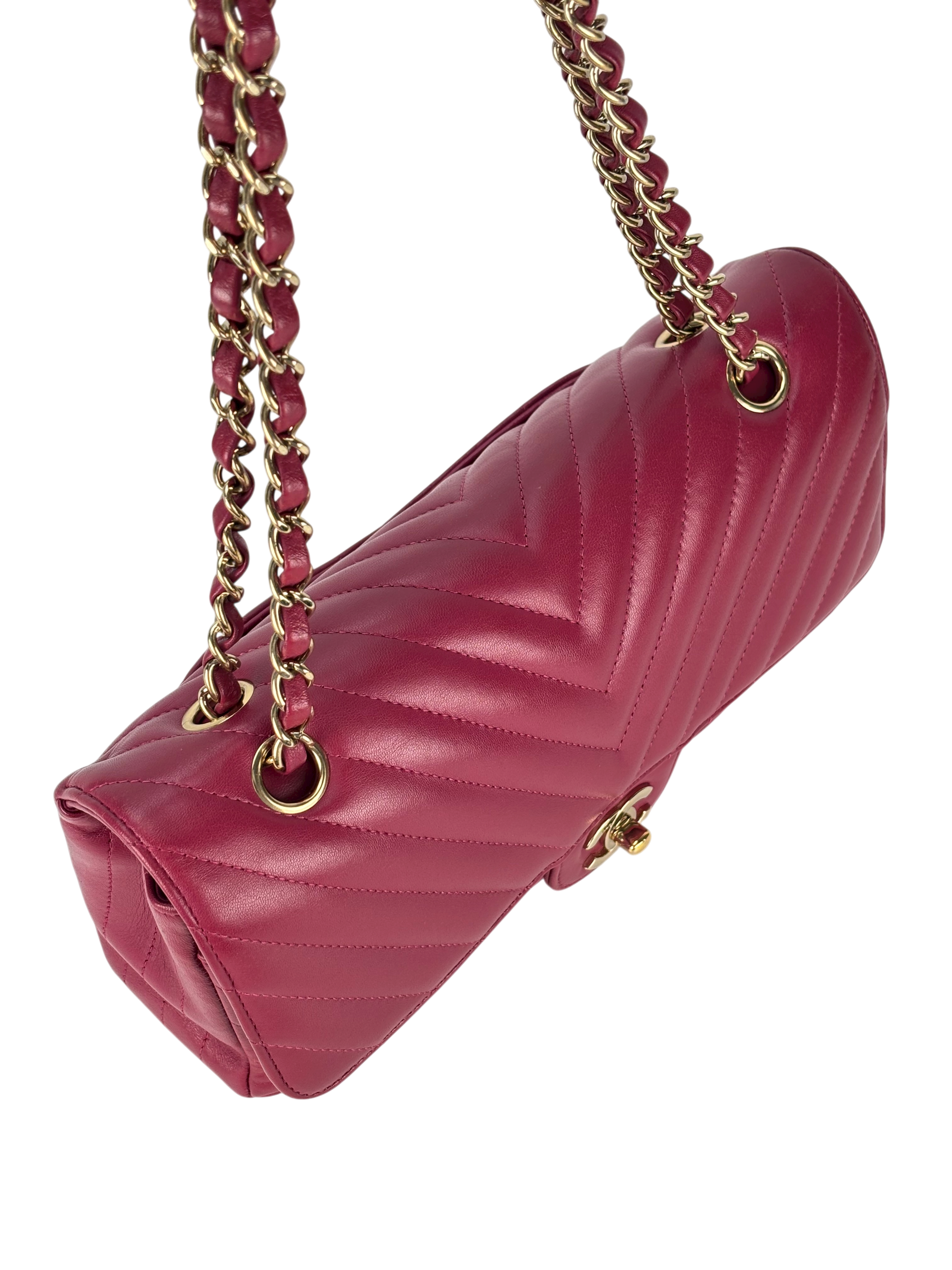 CHANEL - Classic Double Flap Bag Lambskin V-Stitch（CF25）