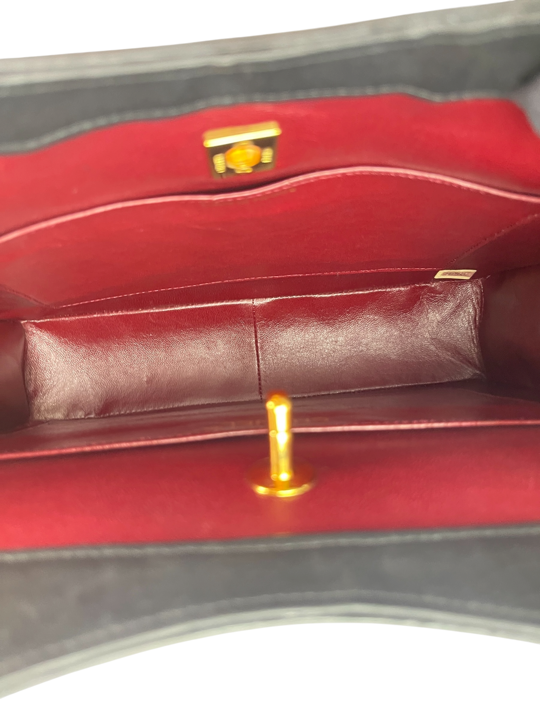 CHANEL - Vintage Shopping 31 Bag Black Lambskin Gold Hardware