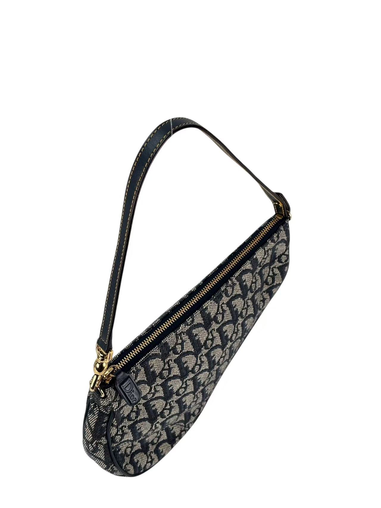 CHRISTIAN DIOR - Navy Trotter Saddle Handbag