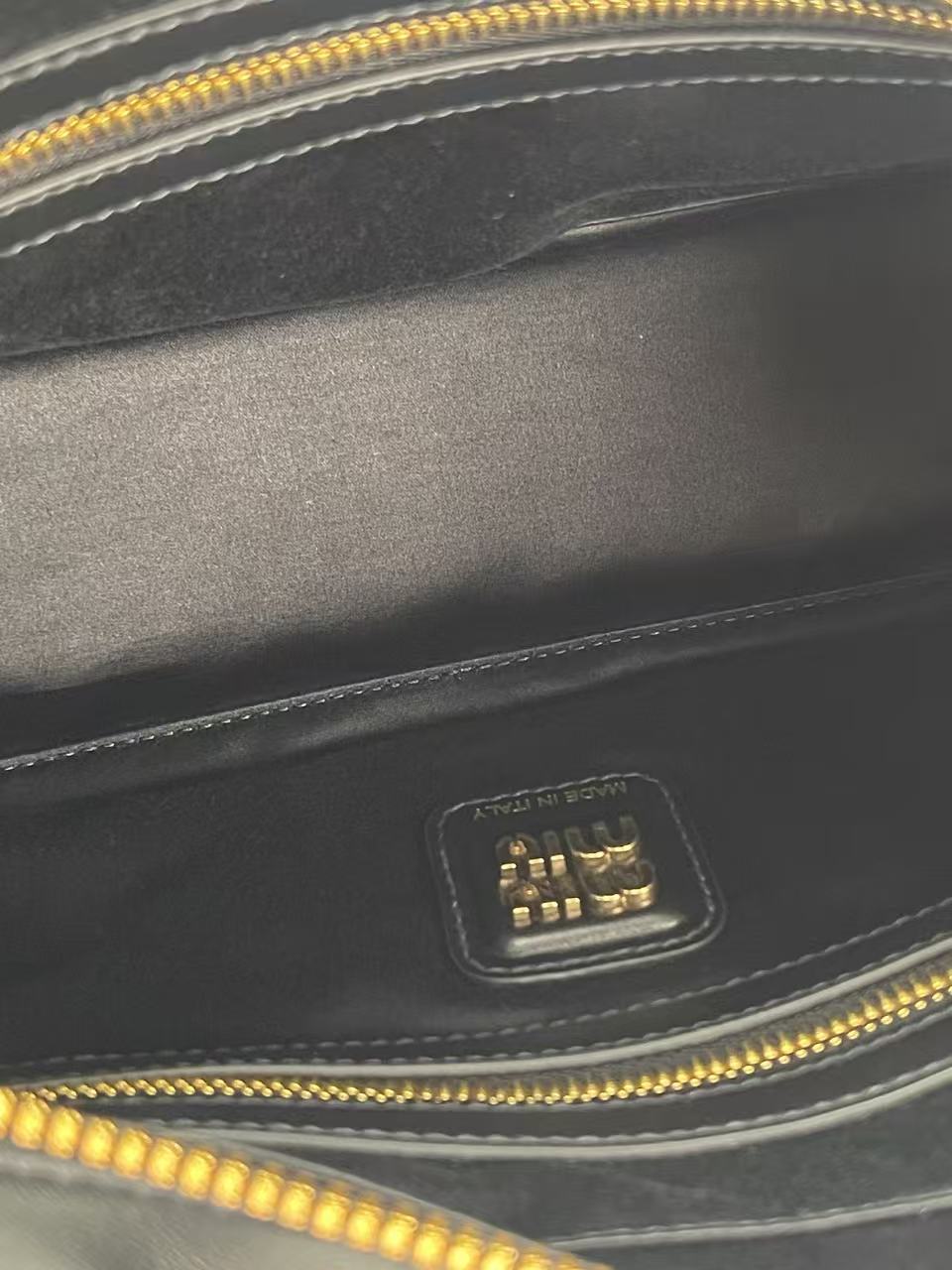 MIUMIU - Lambskin Black Leather Bow Handle Bag