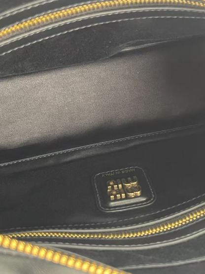 MIUMIU - Lambskin Black Leather Bow Handle Bag