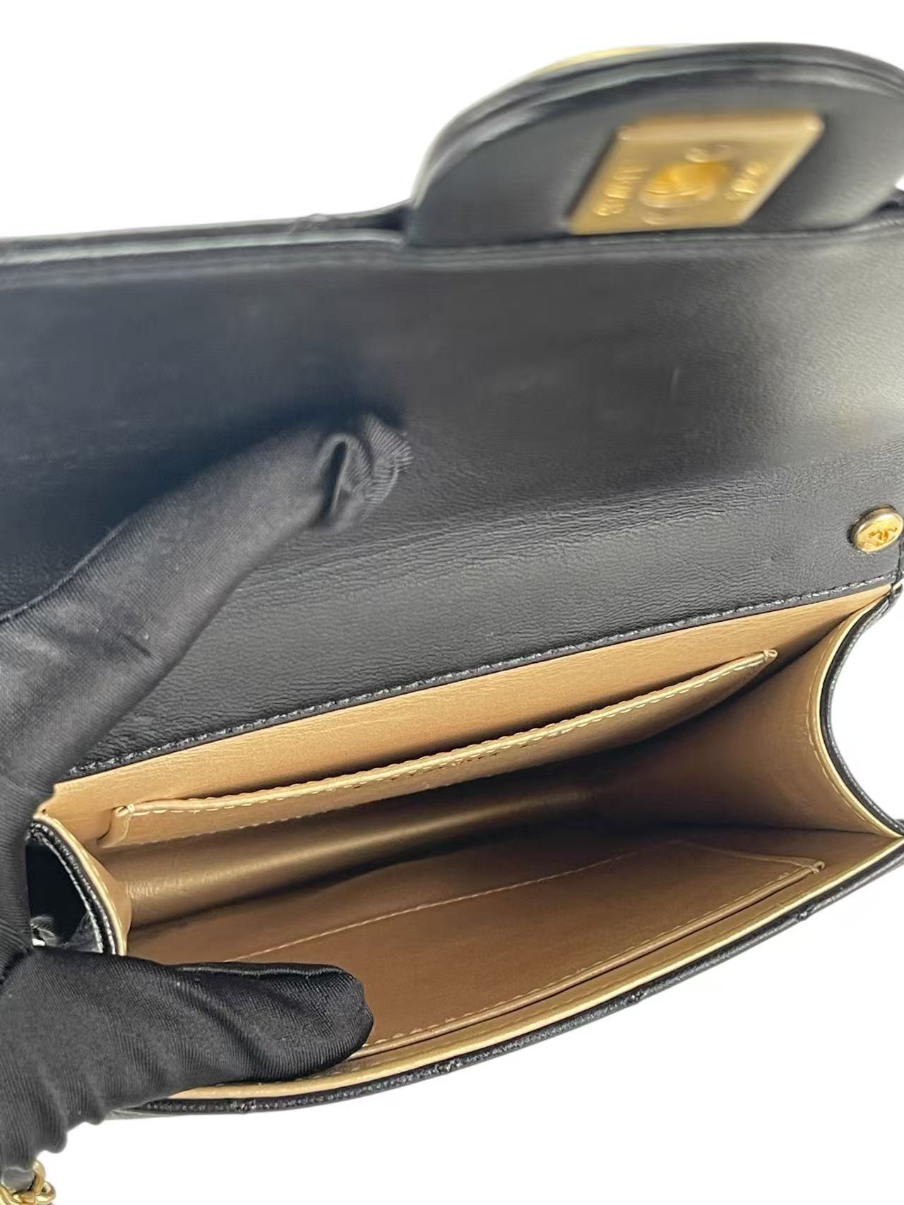 CHANEL - Lambskin Quilted Small Chic Pearls Flap Bag Black