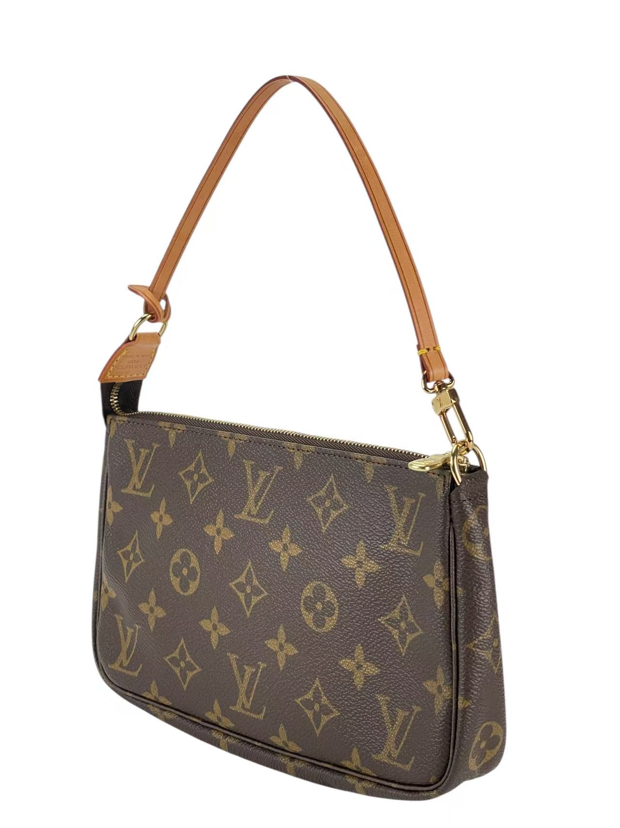 LOUIS VUITTON - Pochette Accessoires Handbag Monogram Canvas 