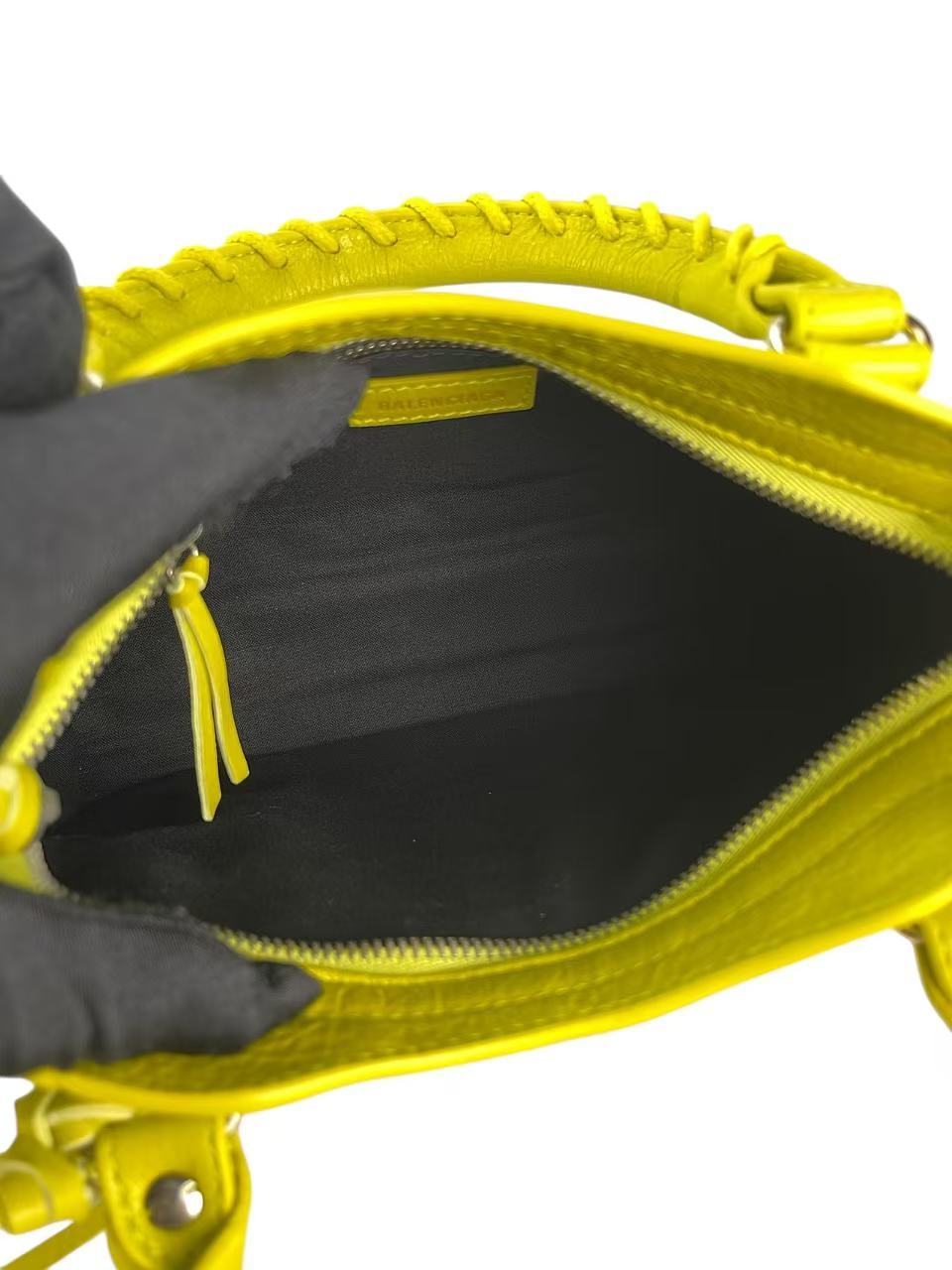 BALENCIAGA - Light Green Calfskin Classic City 2way Bag Sliver Hardware