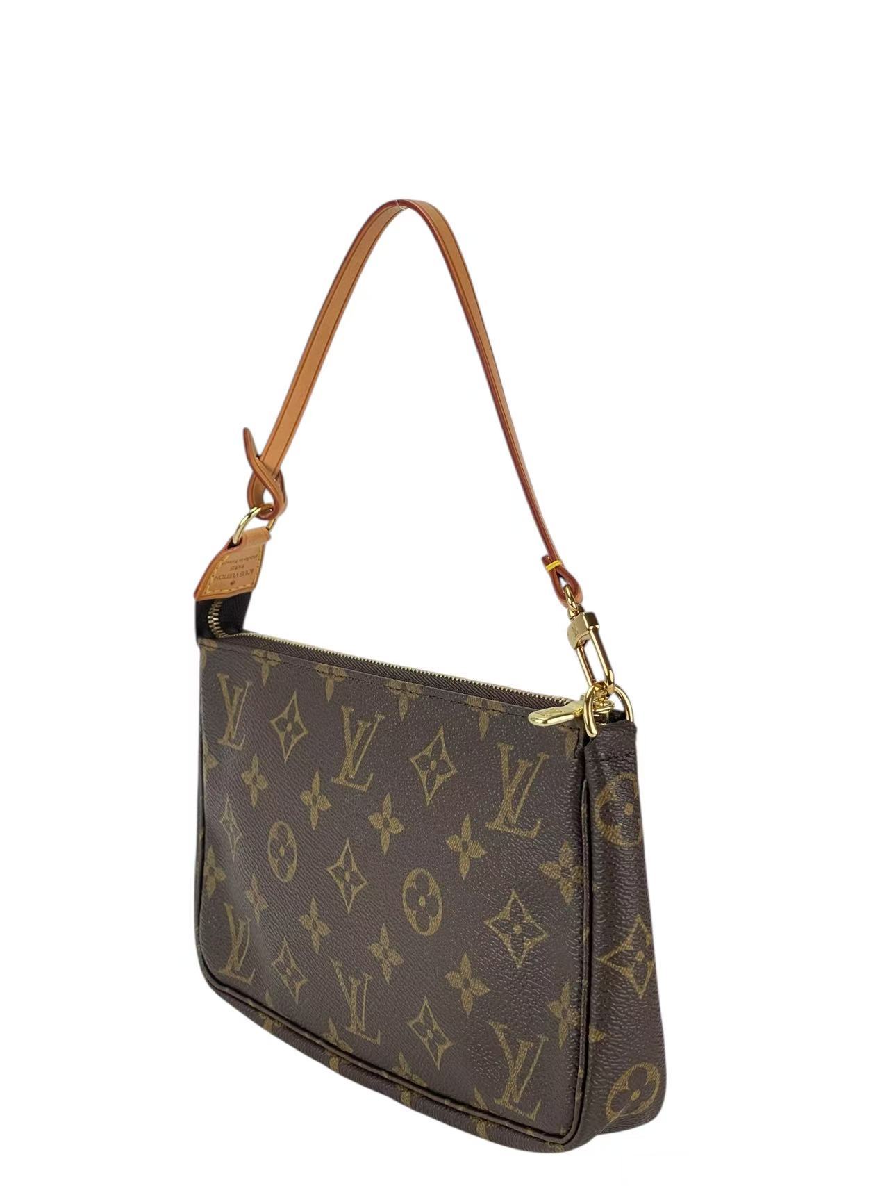LOUIS VUITTON - Pochette Accessoires Handbag Monogram Canvas 