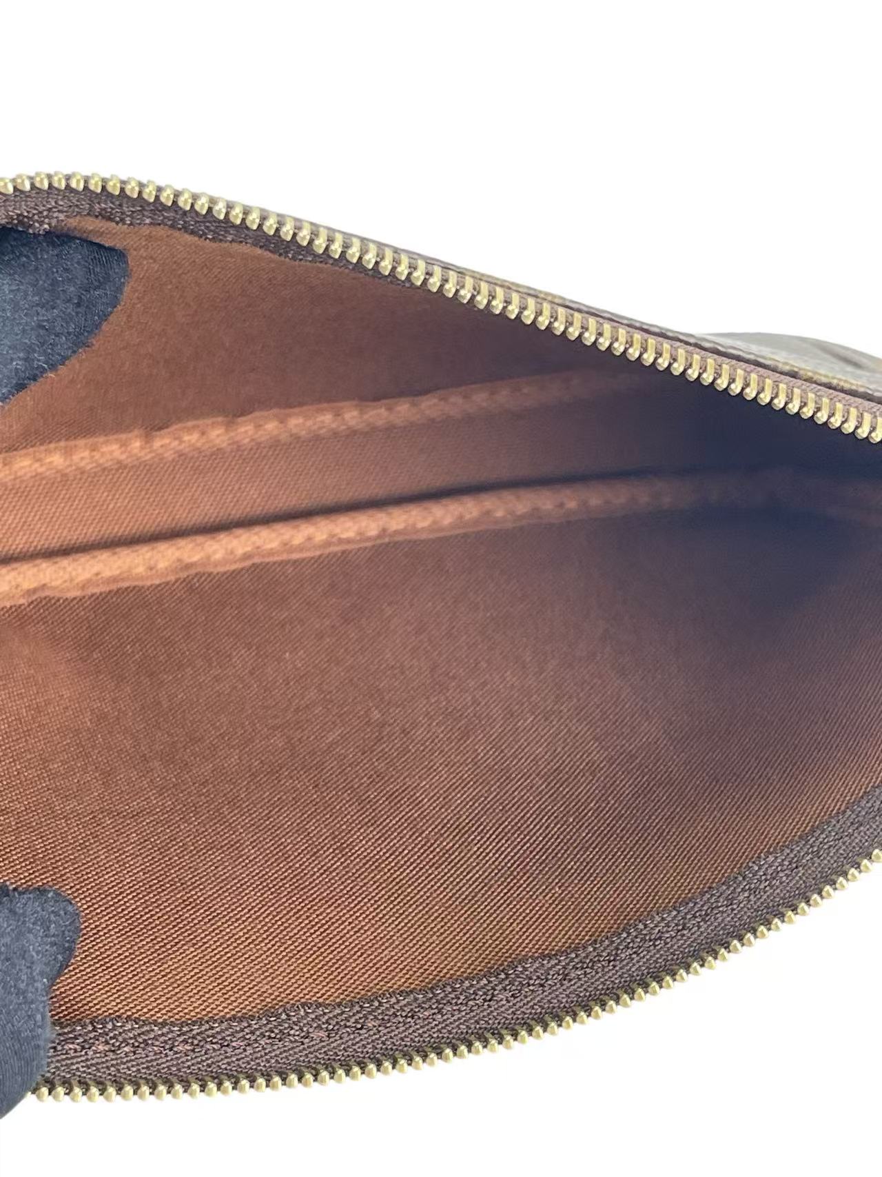 LOUIS VUITTON - Pochette Accessoires Handbag Monogram Canvas 