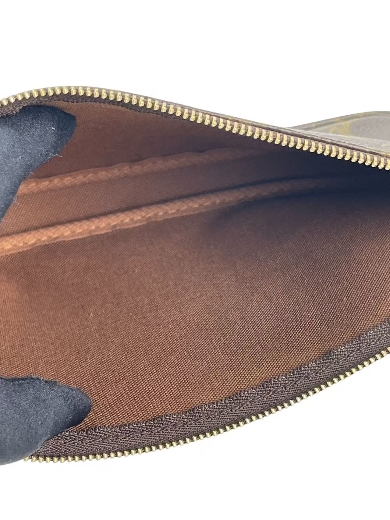 LOUIS VUITTON - Pochette Accessoires Handbag Monogram Canvas 