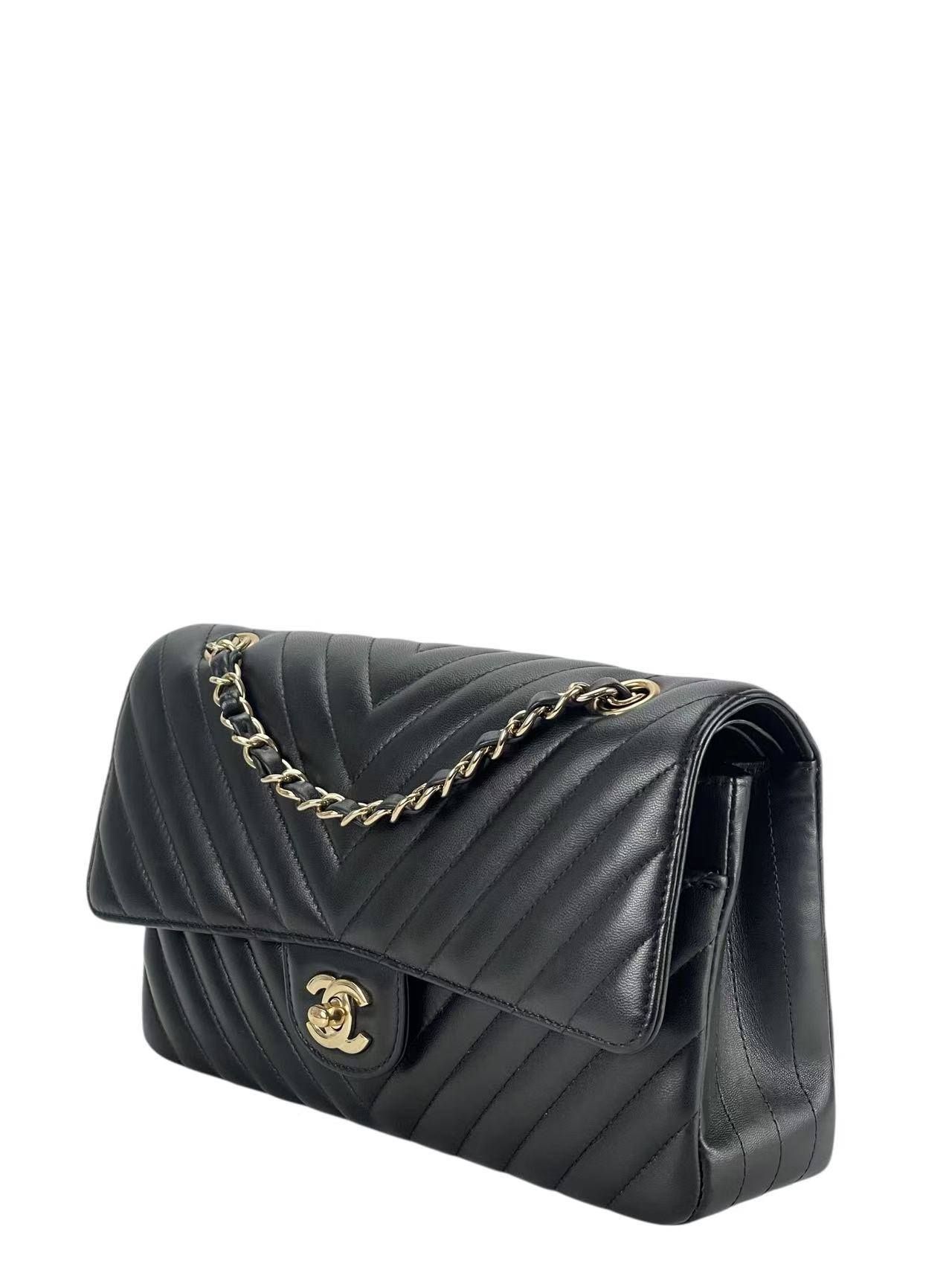 CHANEL - Black Lambskin Medium V-stitch Double Flap Bag Gold Hardware (CF25) 