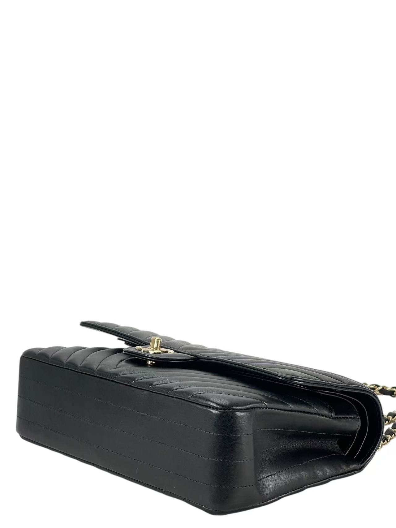 CHANEL - Black Lambskin Medium V-stitch Double Flap Bag Gold Hardware (CF25) 