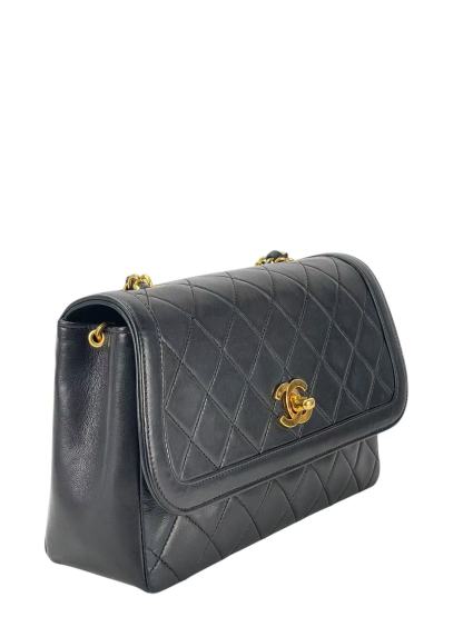 CHANEL - Black Lambskin Single Chain Shoulder Bag with wallet