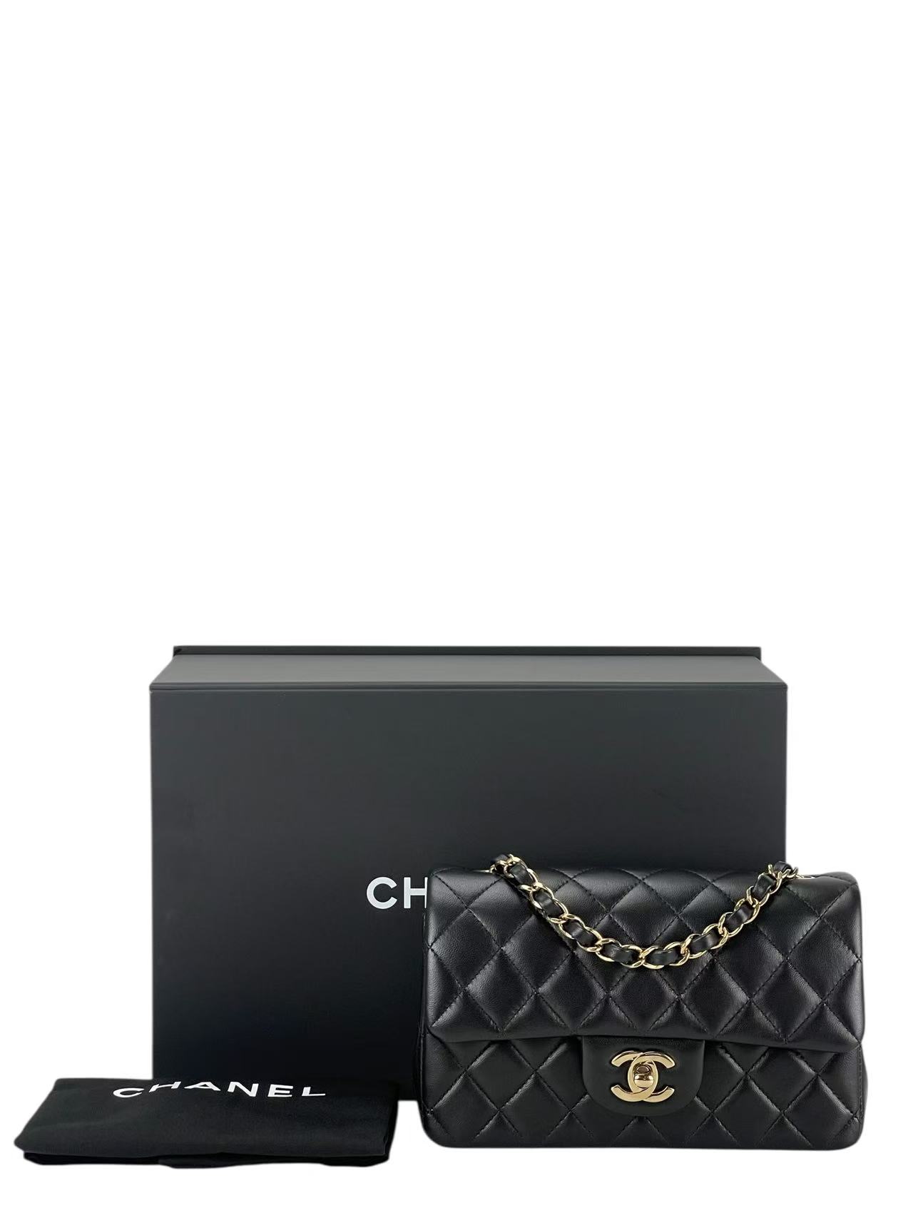 CHANEL - 25B Small Classic Single Flap Bag Black Lambskin Gold Hardware（CF20）