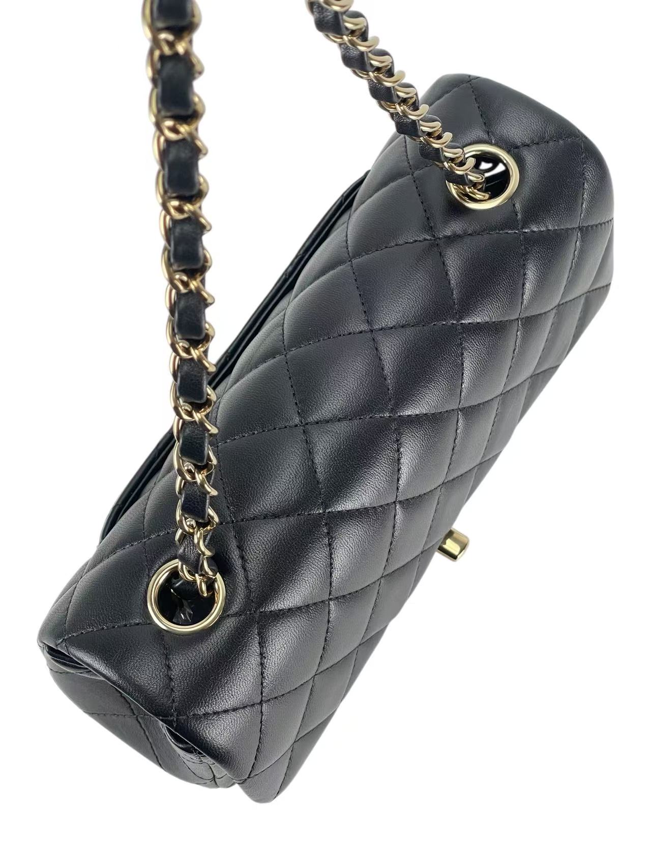 CHANEL - 25B Small Classic Single Flap Bag Black Lambskin Gold Hardware（CF20）