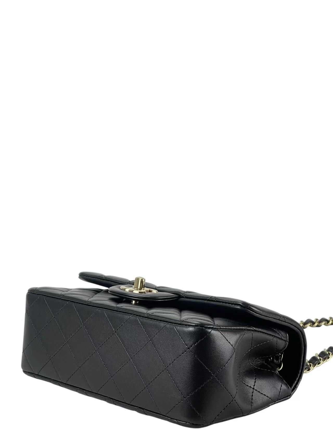 CHANEL - 25B Small Classic Single Flap Bag Black Lambskin Gold Hardware（CF20）