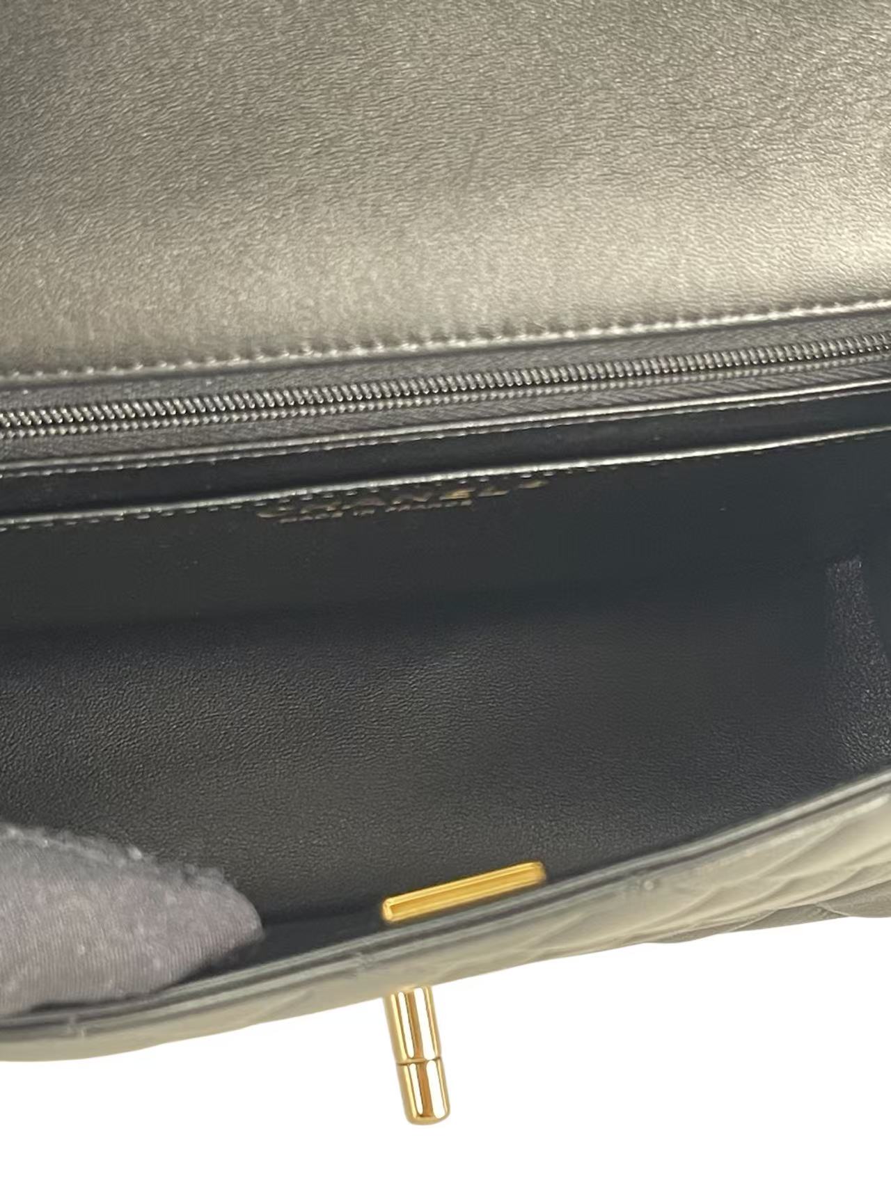 CHANEL - 25B Small Classic Single Flap Bag Black Lambskin Gold Hardware（CF20）