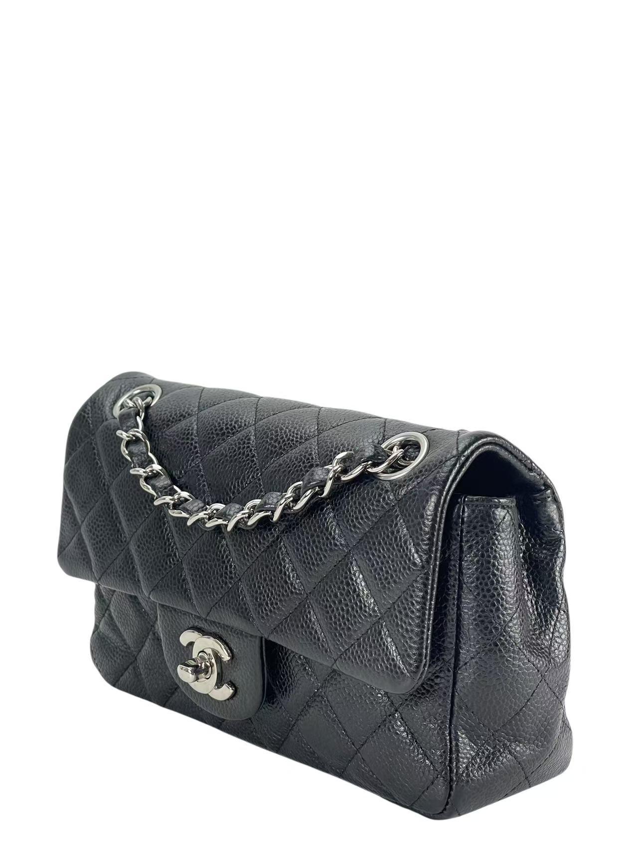 CHANEL - Small Classic Single Flap Bag Black Caviar Sliver Hardware（CF20）