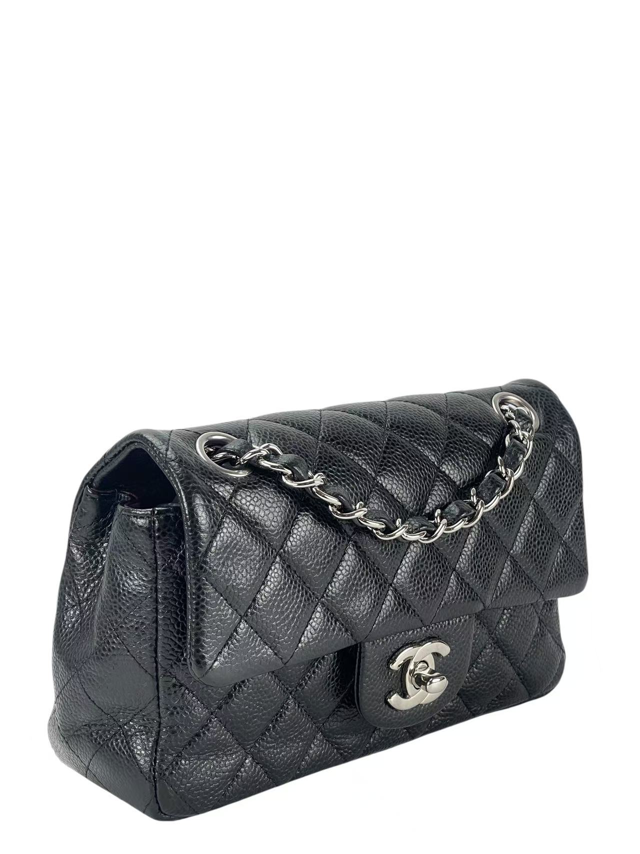 CHANEL - Small Classic Single Flap Bag Black Caviar Sliver Hardware（CF20）