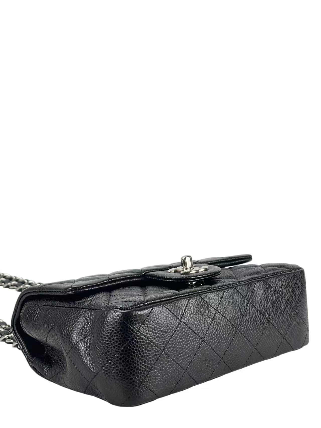CHANEL - Small Classic Single Flap Bag Black Caviar Sliver Hardware（CF20）