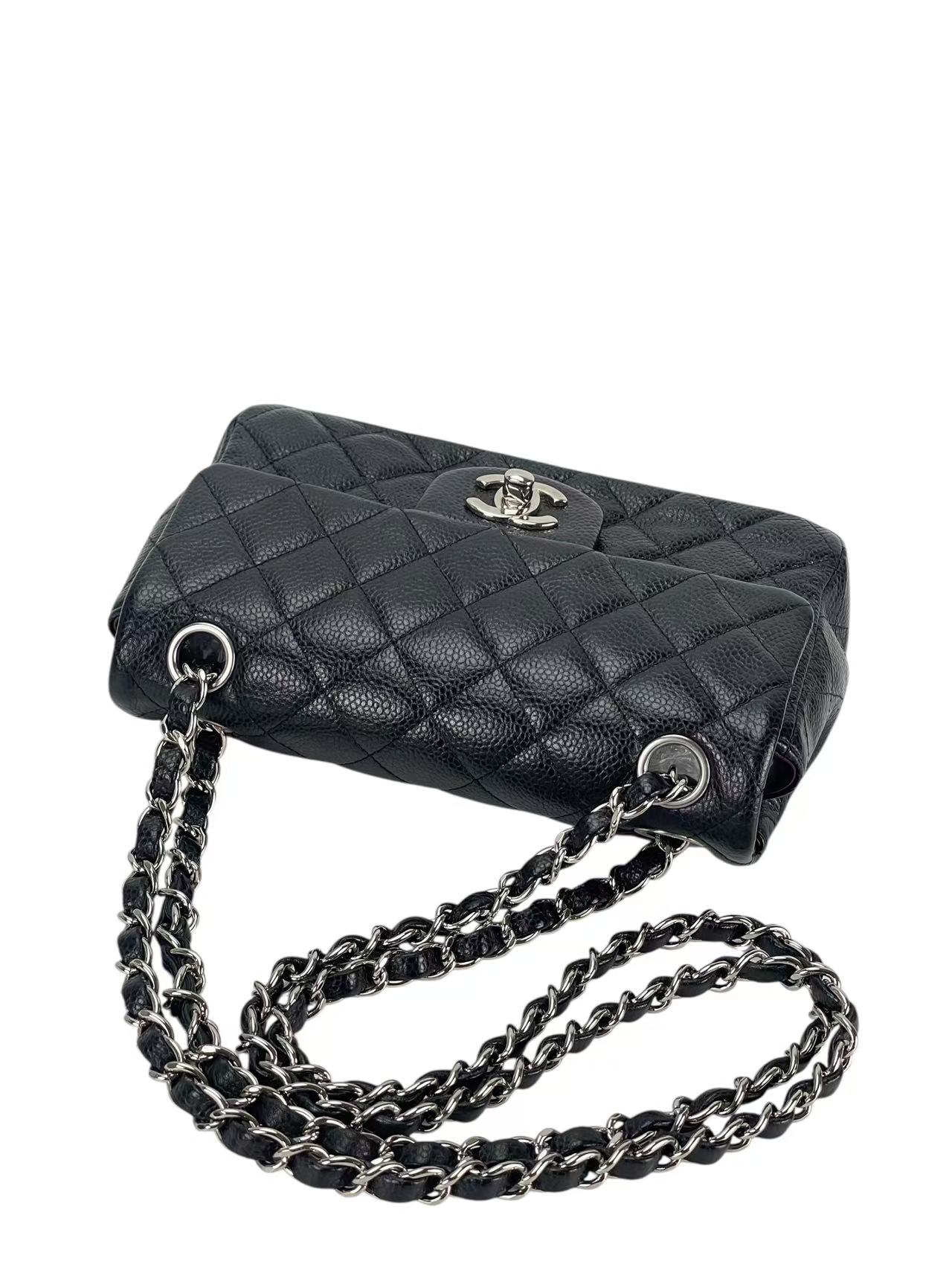 CHANEL - Small Classic Single Flap Bag Black Caviar Sliver Hardware（CF20）