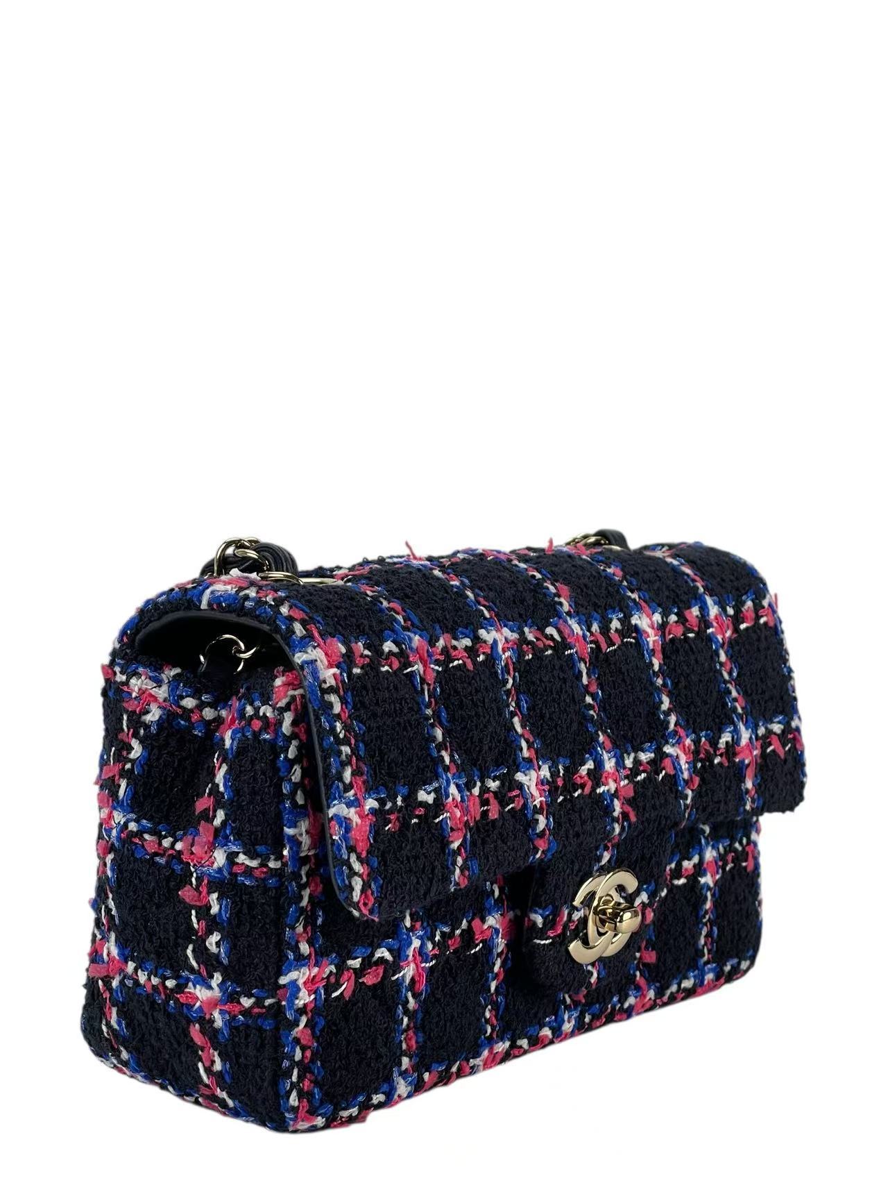 CHANEL - Classic Single Flap Bag Navy Multicolored Tweed Gold Hardware（CF20）