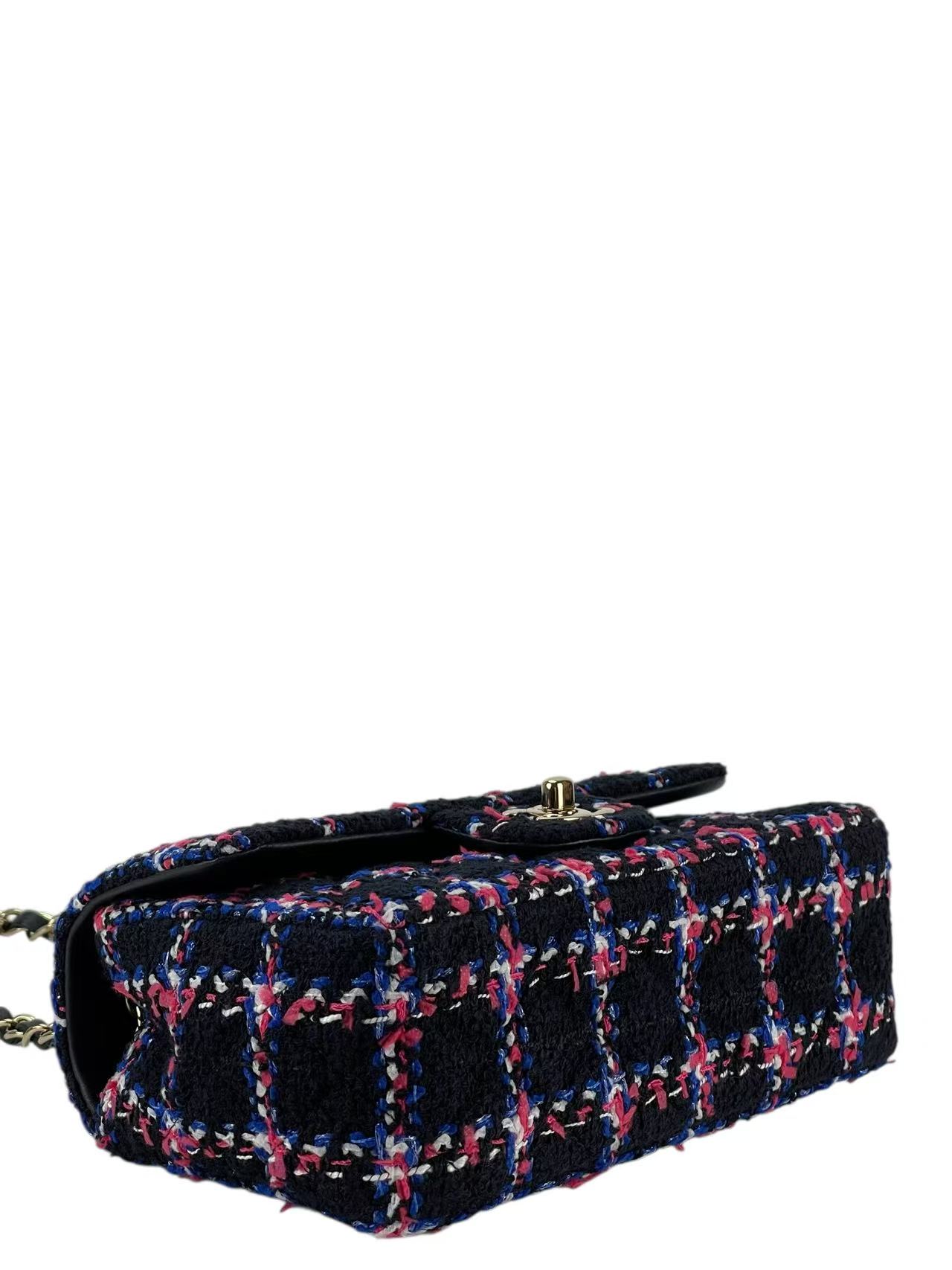 CHANEL - Classic Single Flap Bag Navy Multicolored Tweed Gold Hardware（CF20）