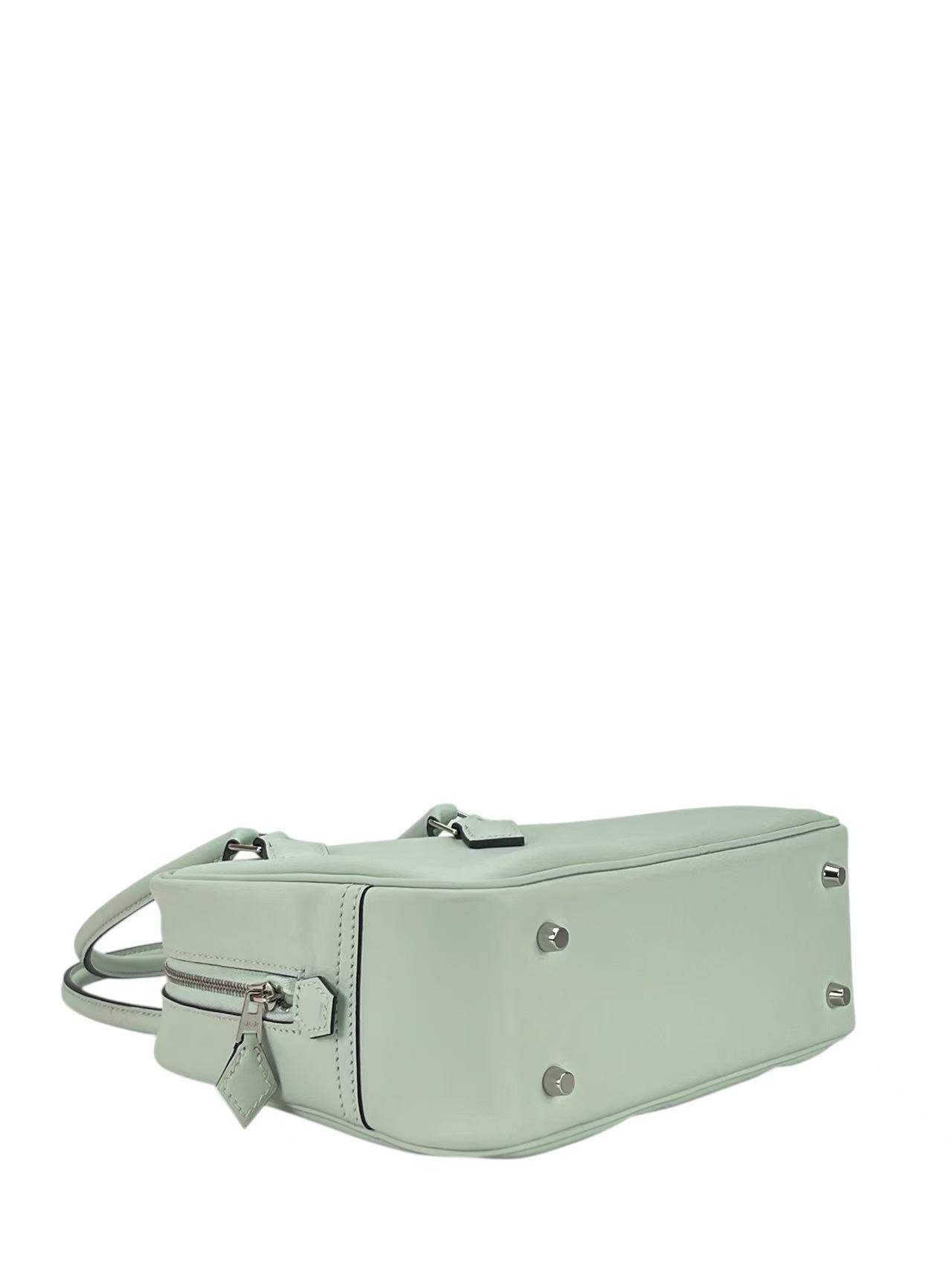 HERMES - Hermes Mini Plume 20 Swift Vert Peppermint N3 Palladium Hardware Bag