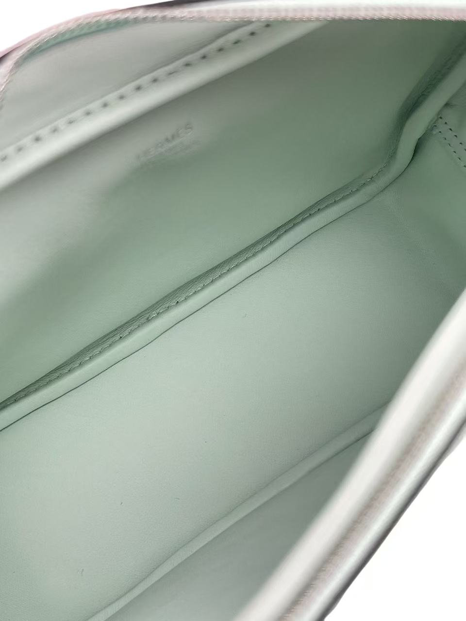 HERMES - Hermes Mini Plume 20 Swift Vert Peppermint N3 Palladium Hardware Bag